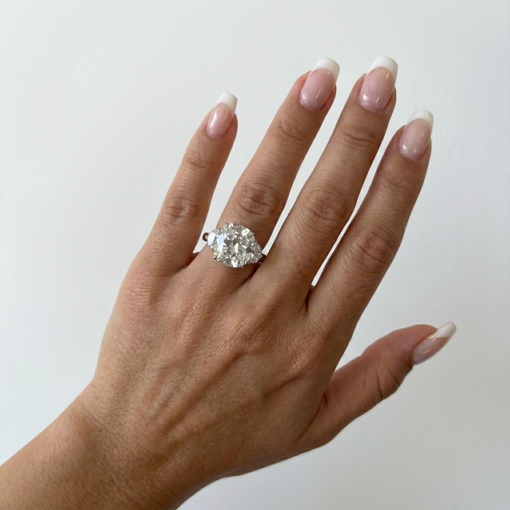 GIA-zertifizierter Brillantring mit 5,02 Karat aus alter Mine (Alteuropäischer Brillantschliff) im Angebot