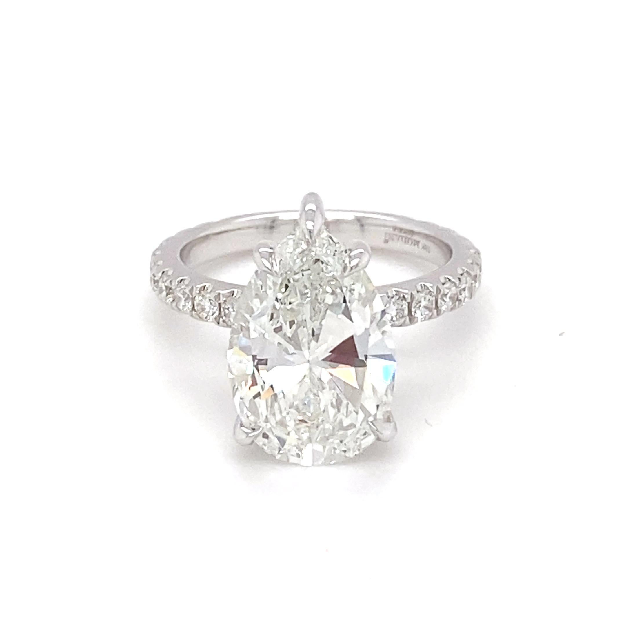 Bague de fiançailles 18 carats certifiée GIA, diamant en forme de poire de 5,03 carats H VS1 en vente 11
