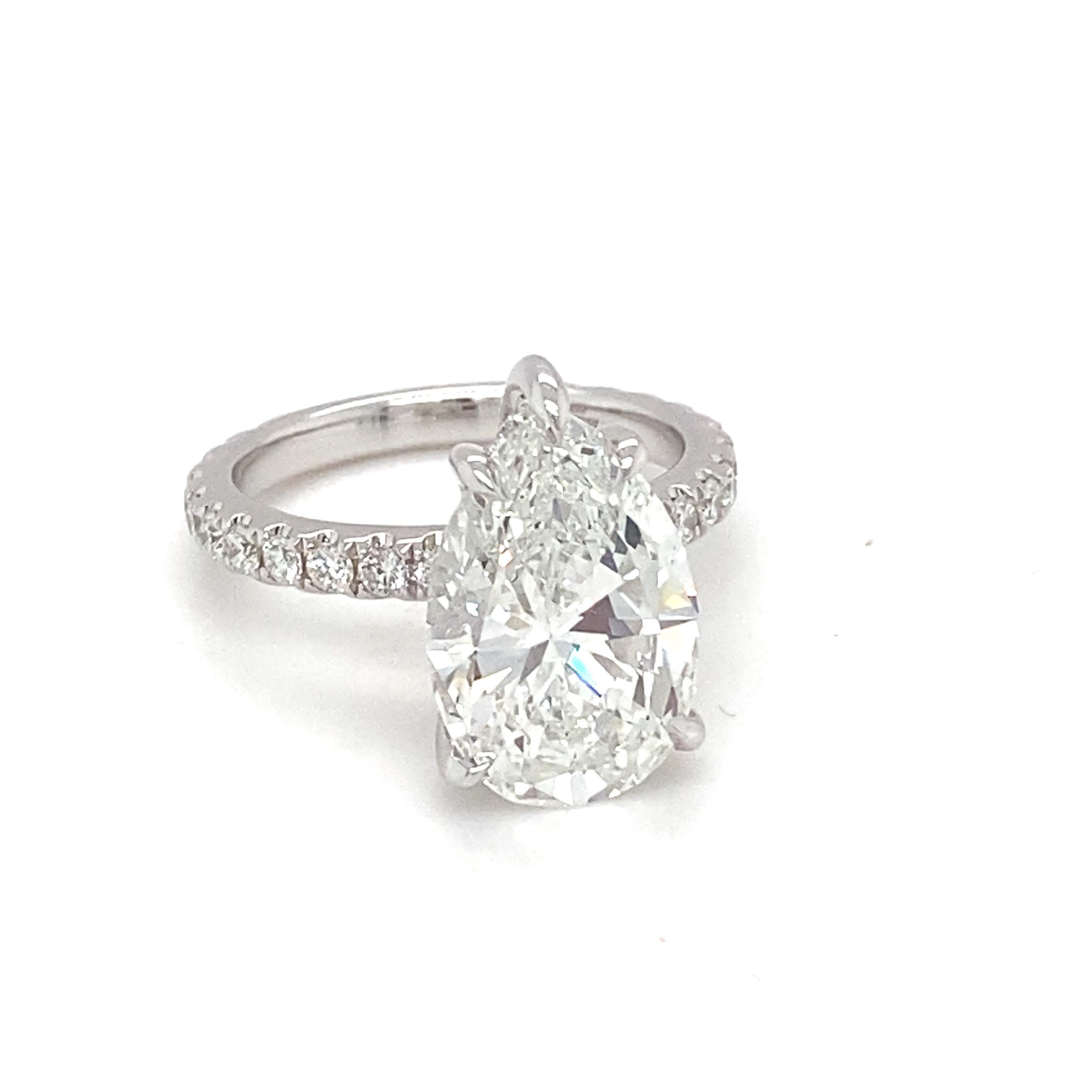 Artisan GIA Certified 5.03 Carat Pear Shape H VS1 Diamond 18K Engagement Ring For Sale