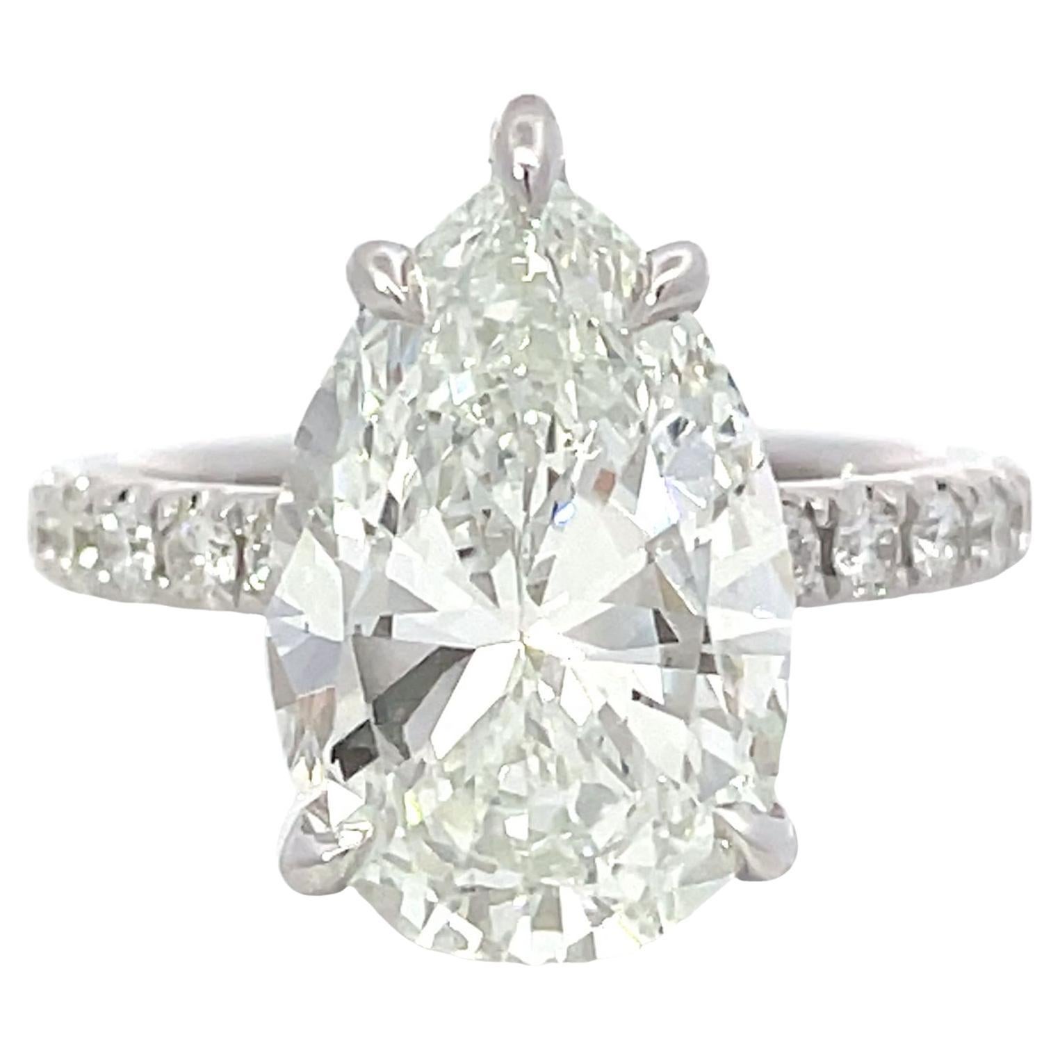 Gia certified 5.03ct H-VS1 white Diamond Bridal ring For Sale
