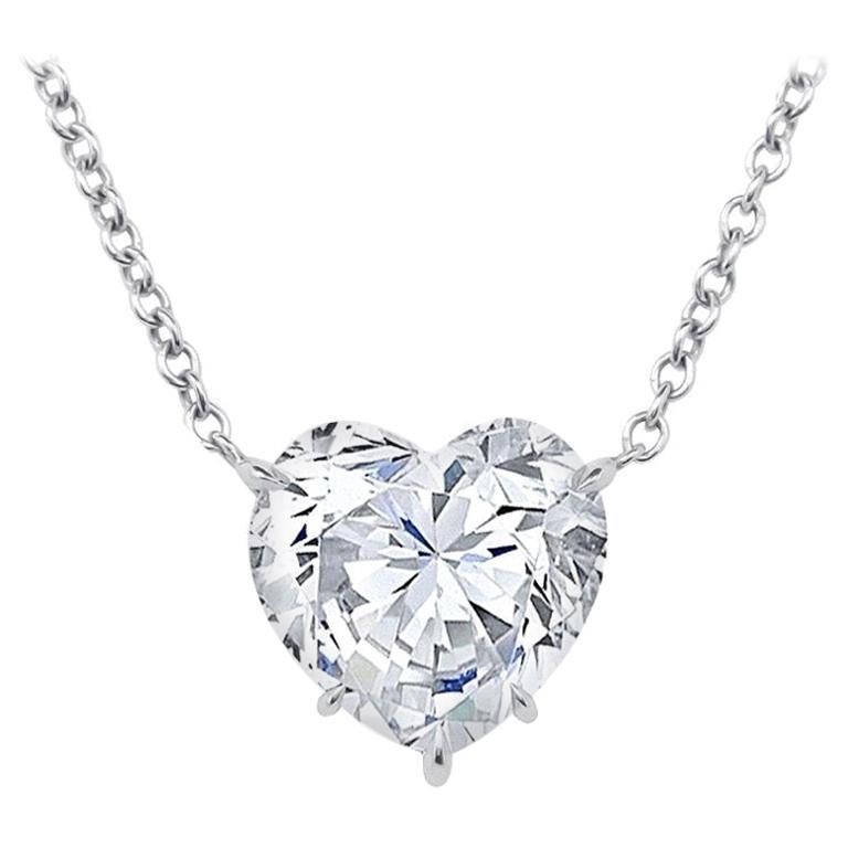 Collier pendentif en diamant certifié GIA de 2,01 carats en forme de cœur en vente