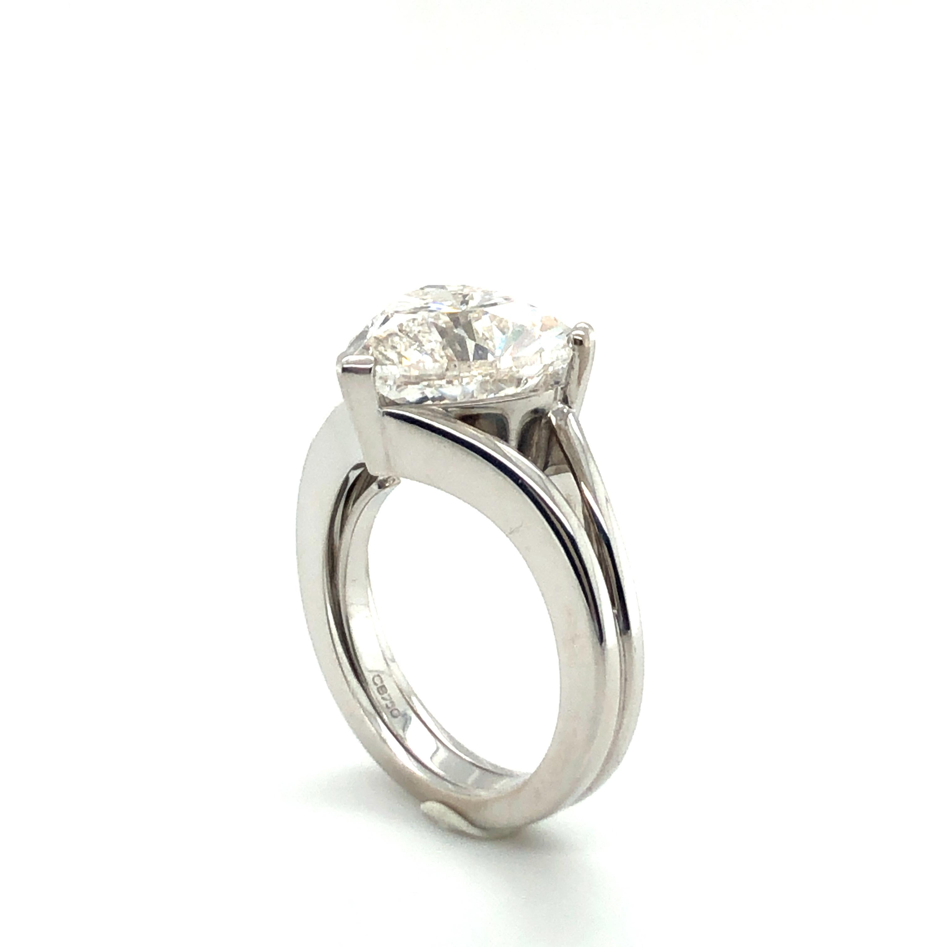 GIA Certified 5.04 Carat Heart-Shaped Diamond Ring in 18 Karat White Gold 3