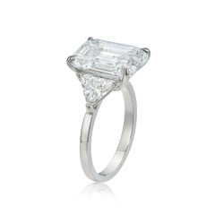GIA Certified 5.01 Carat Emerald Cut VVS2 Clarity Diamond Platinum Ring