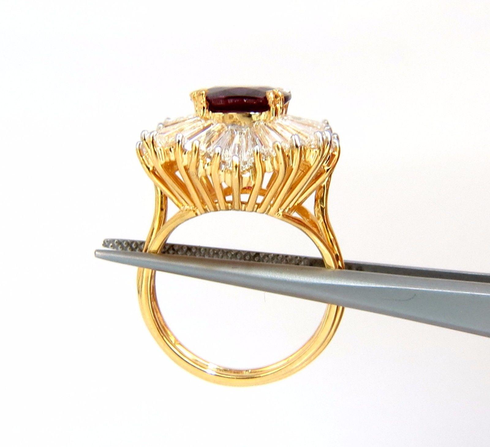 GIA Certified 5.08 Carat Natural Ruby Diamonds Ring 18 Karat Ballerina Prime For Sale 2