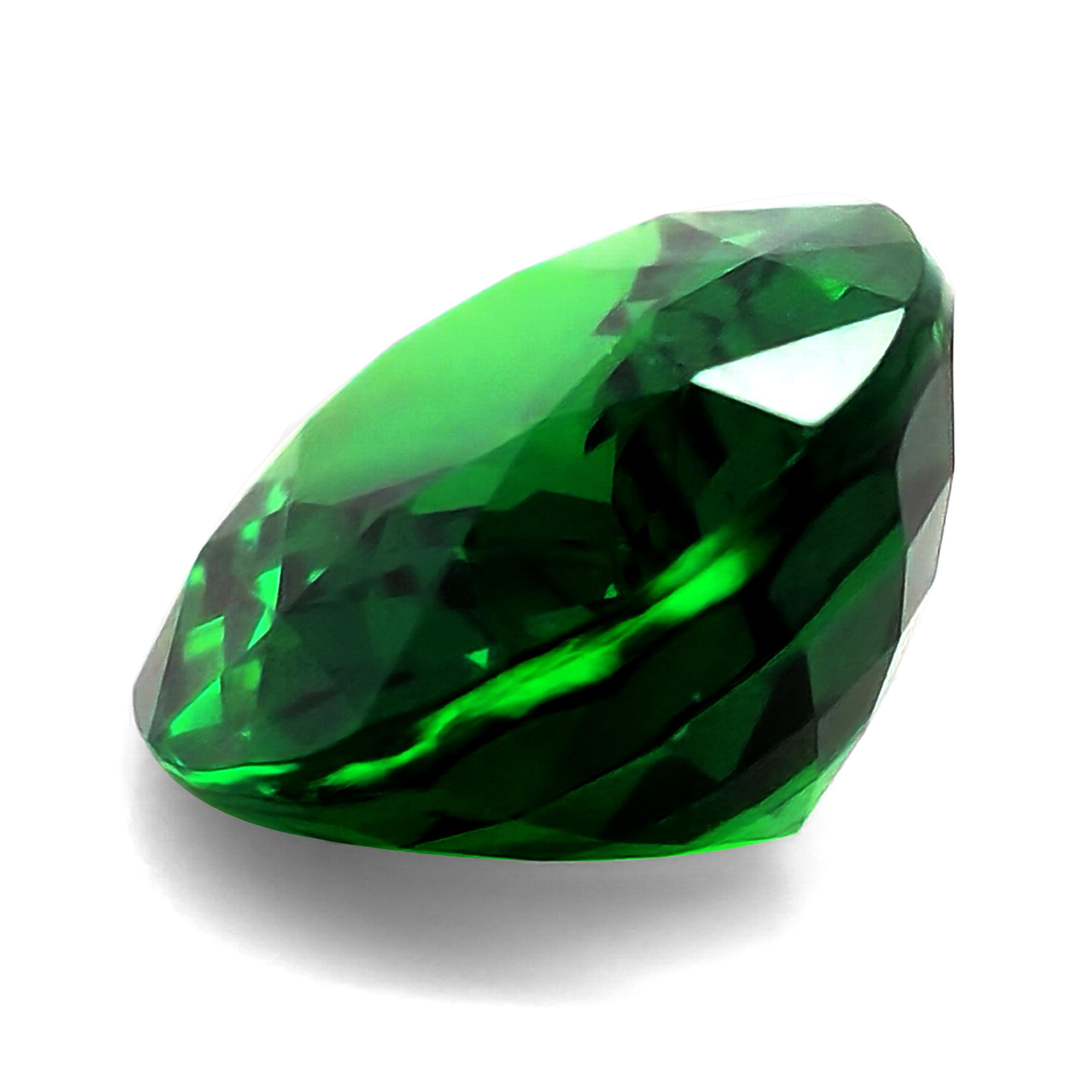 GIA Certified 5.08 Carat Natural Tsavorite In New Condition For Sale In Los Angeles, CA