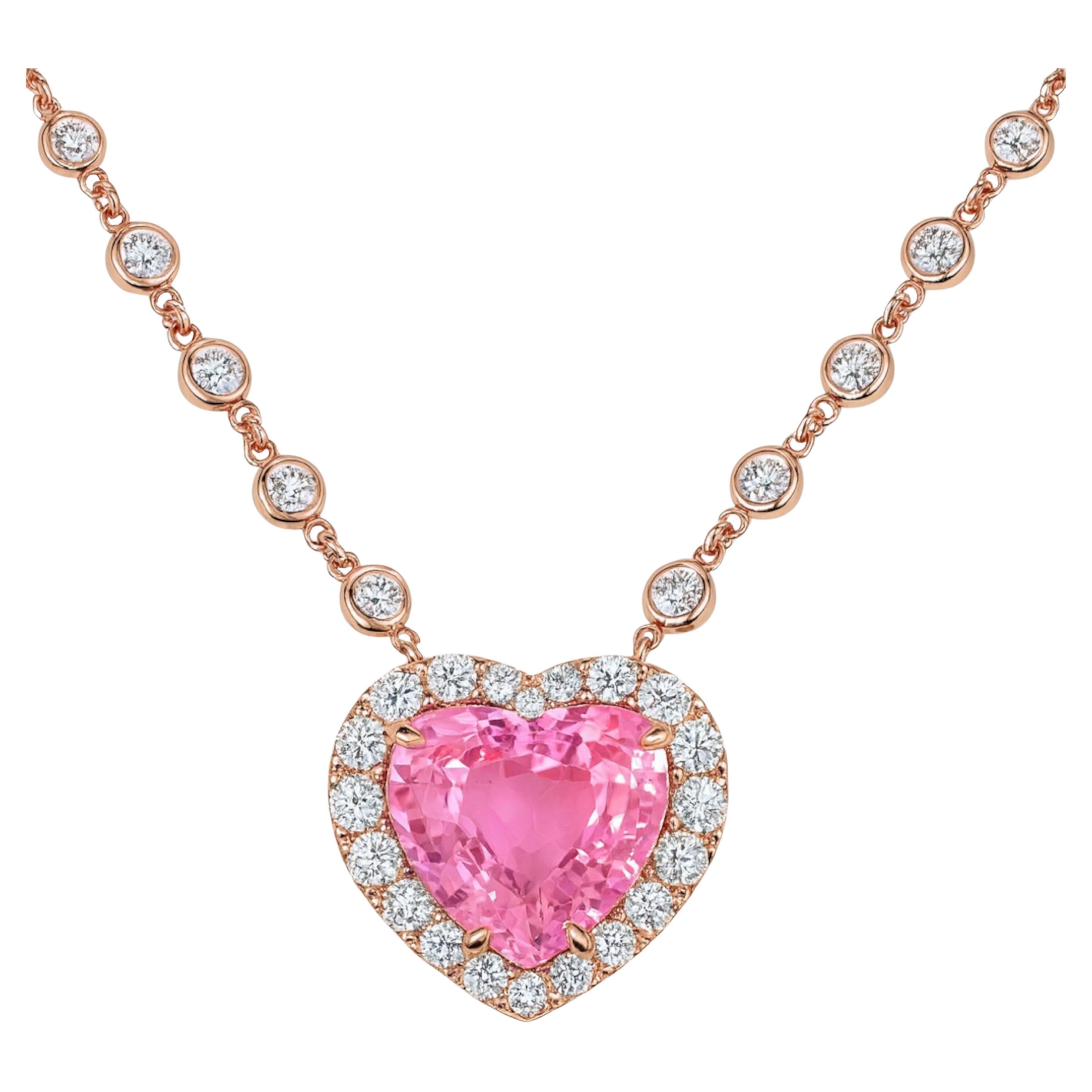 Collar colgante de zafiro rosa en forma de corazón de 5,10 quilates NO HEAT certificado por GIA en venta