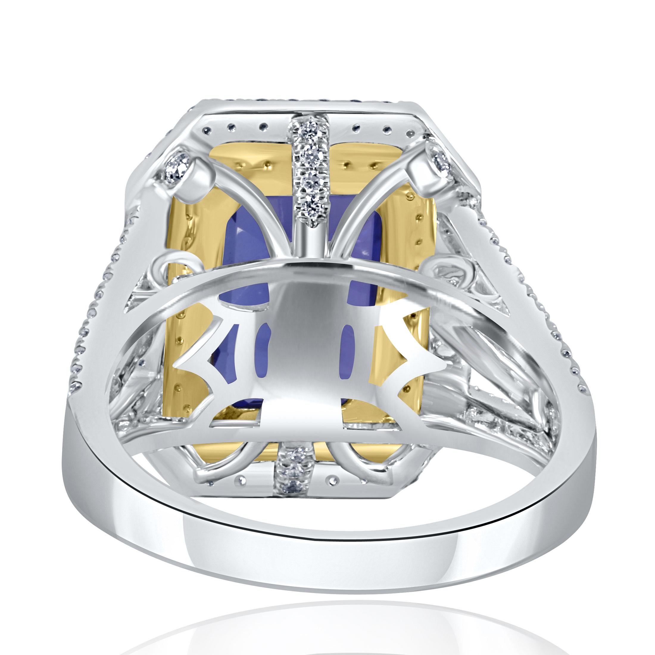 GIA Certified 5.10 Ctw Emerald Cut Tanzanite Diamond Halo Ring 14K White Gold en vente 2