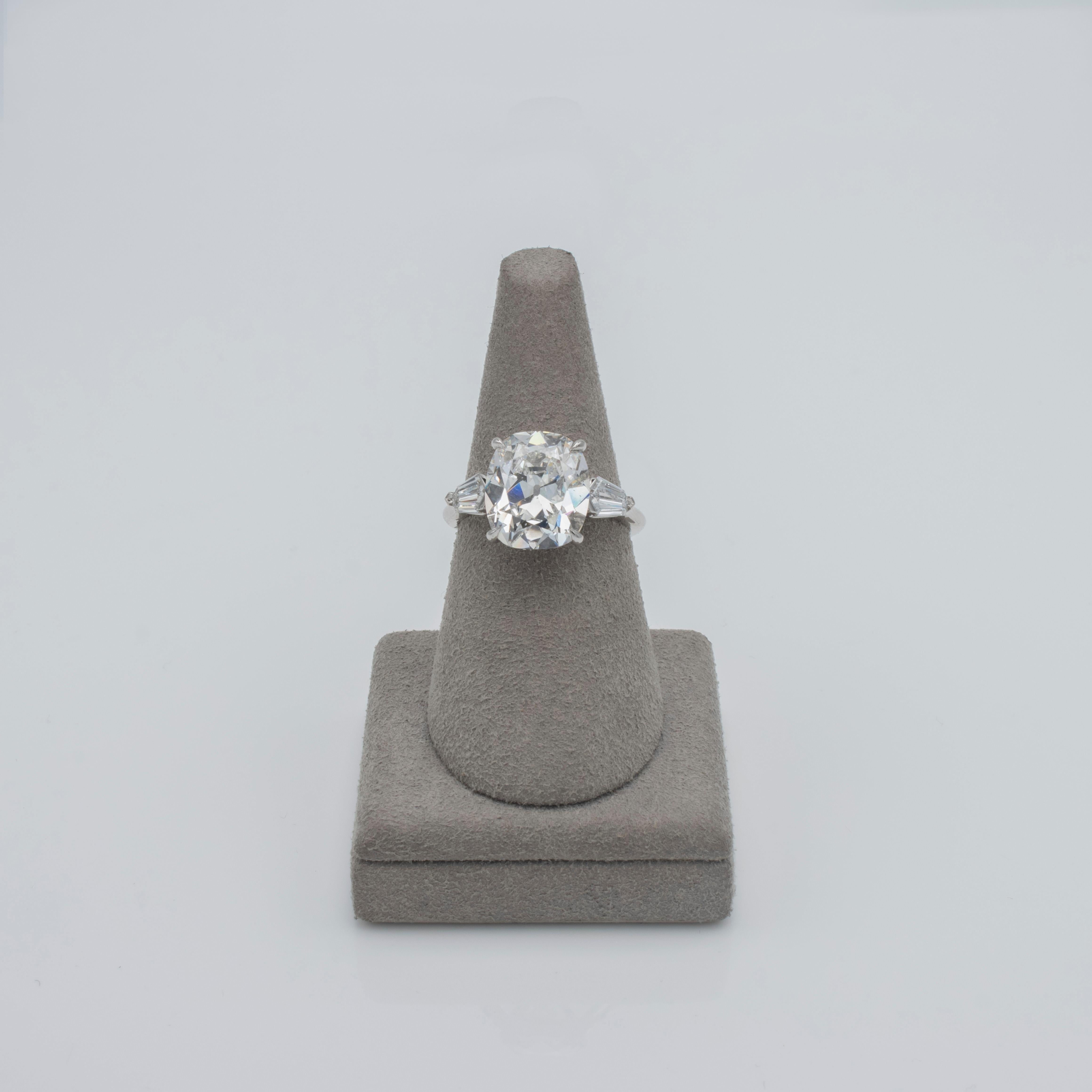 GIA Certified 5.11 Carat Cushion Cut Diamond Three-Stone Engagement Ring In New Condition In New York, NY