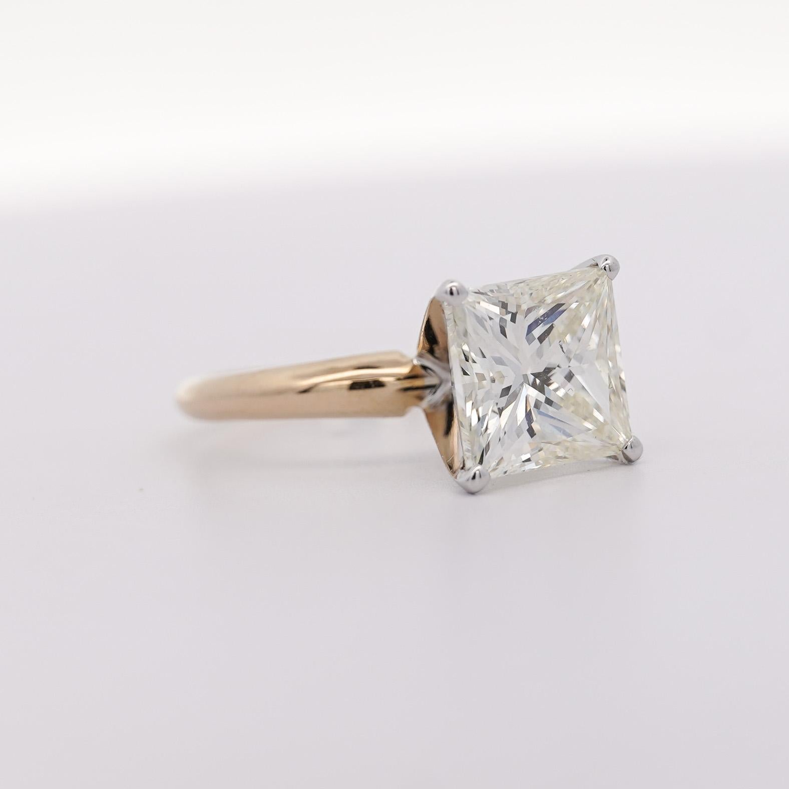 GIA Certified 5.13 Carat Princess Cut M/SI2 Diamond Solitaire Engagement Ring In New Condition For Sale In Miami, FL