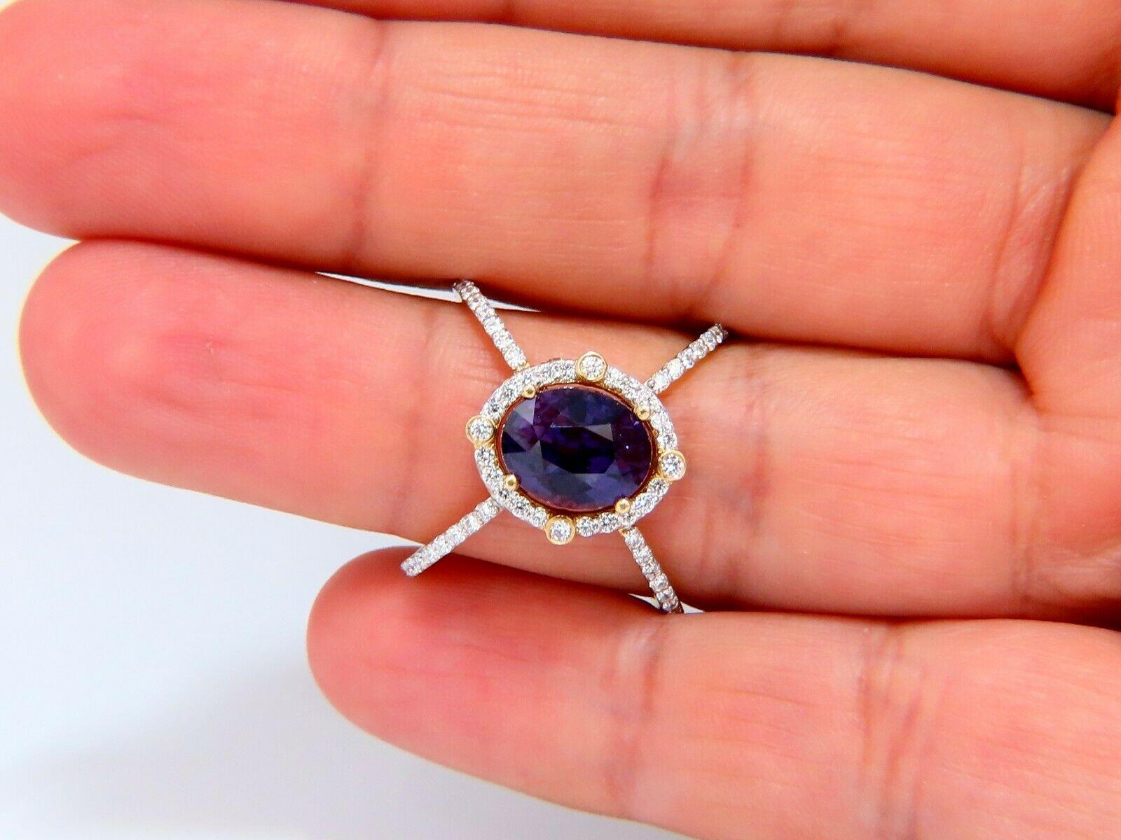 Bague en diamants et saphir naturel violet vif de 5,16 carats certifié par le GIA Neuf - En vente à New York, NY