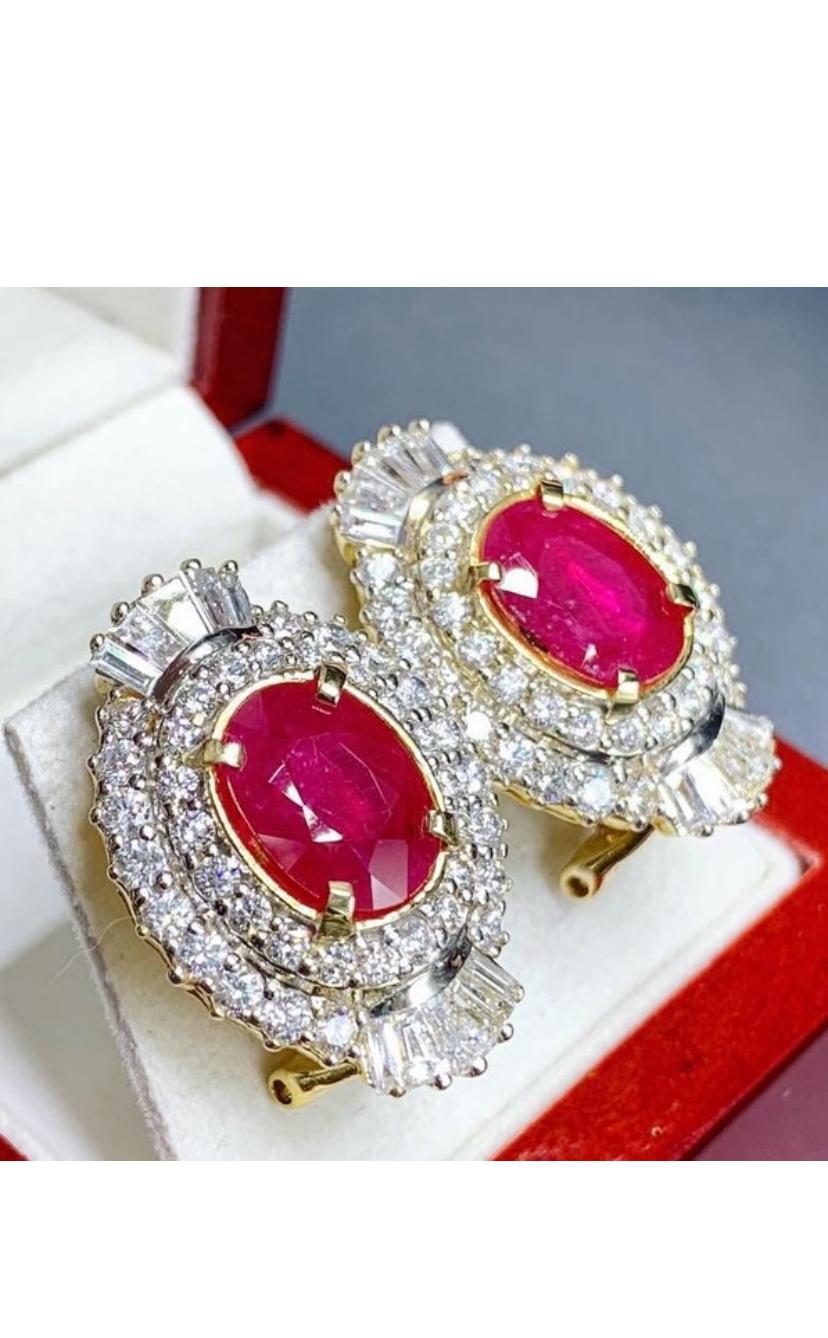 GIA Certified 5.20 Carats Burma Rubies 4.40 Carat Diamonds 18k Gold Earrings In New Condition For Sale In Massafra, IT