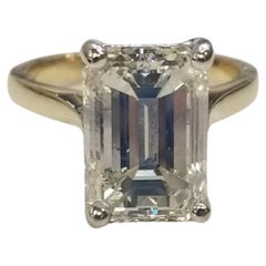 GIA zertifiziert 5,02cts. Smaragdschliff Classic Diamant in 14k Gold gefasst 