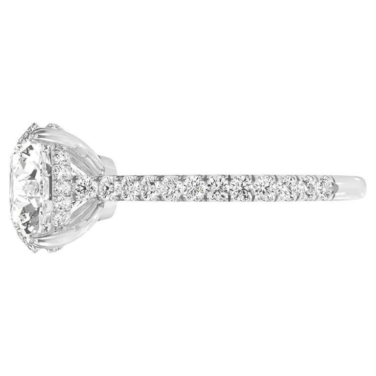 Round Cut GIA Certified 5.21 Carat Round Shape Diamond Platinum Ring FLAWLESS Type IIA For Sale