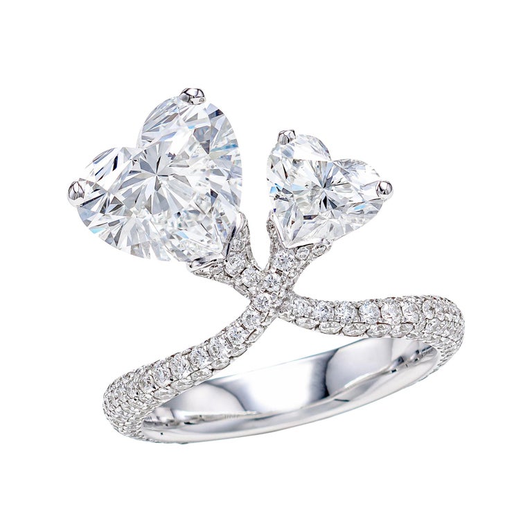GIA Certified 5.21 Carat Toi et Moi Heart Shape Diamond Ring in 18K Gold For Sale