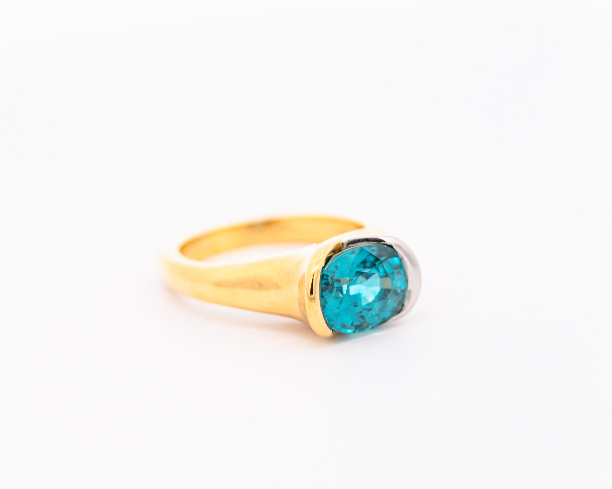 GIA Certified 5.25 Carat Blue Zircon & Diamond 18K Gold Two Tone Bypass Ring For Sale 1