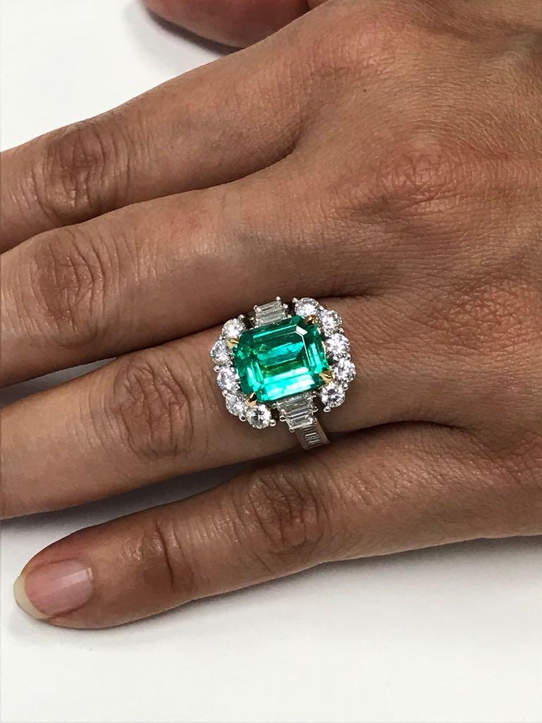 GIA Certified 5.33 Carat Columbian Emerald Diamond Two Color Gold Cocktail Ring 3