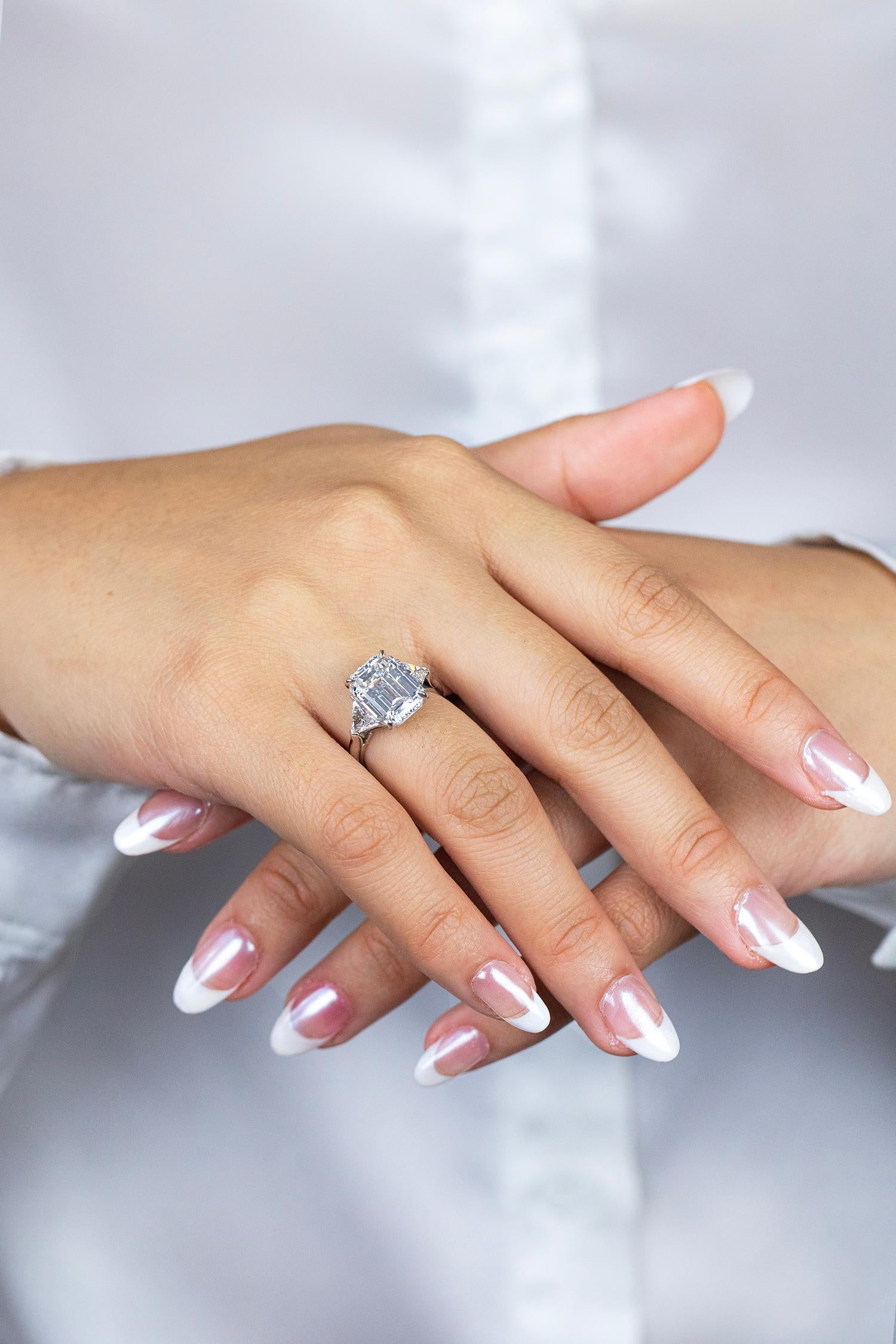 emerald engagement rings