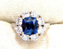 GIA Certified 5.48 Carat Natural No Heat Royal Blue Sapphire Ring Halo Prime* (Bague saphir bleu royal certifié par le GIA)