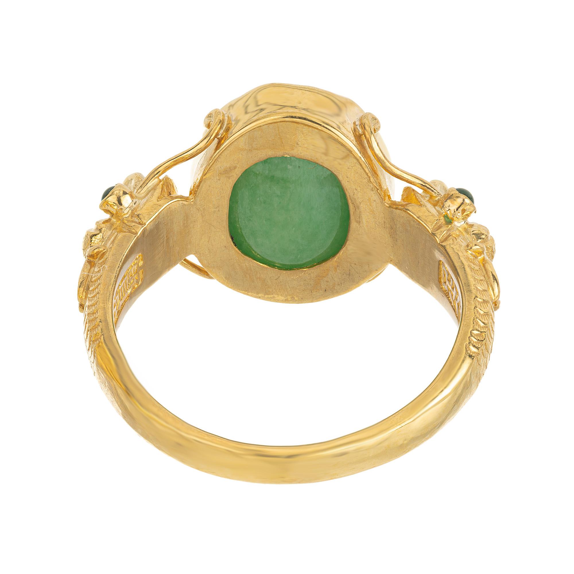 GIA Certified 5.50 Carat Oval Jade Yellow Gold Ring For Sale 1
