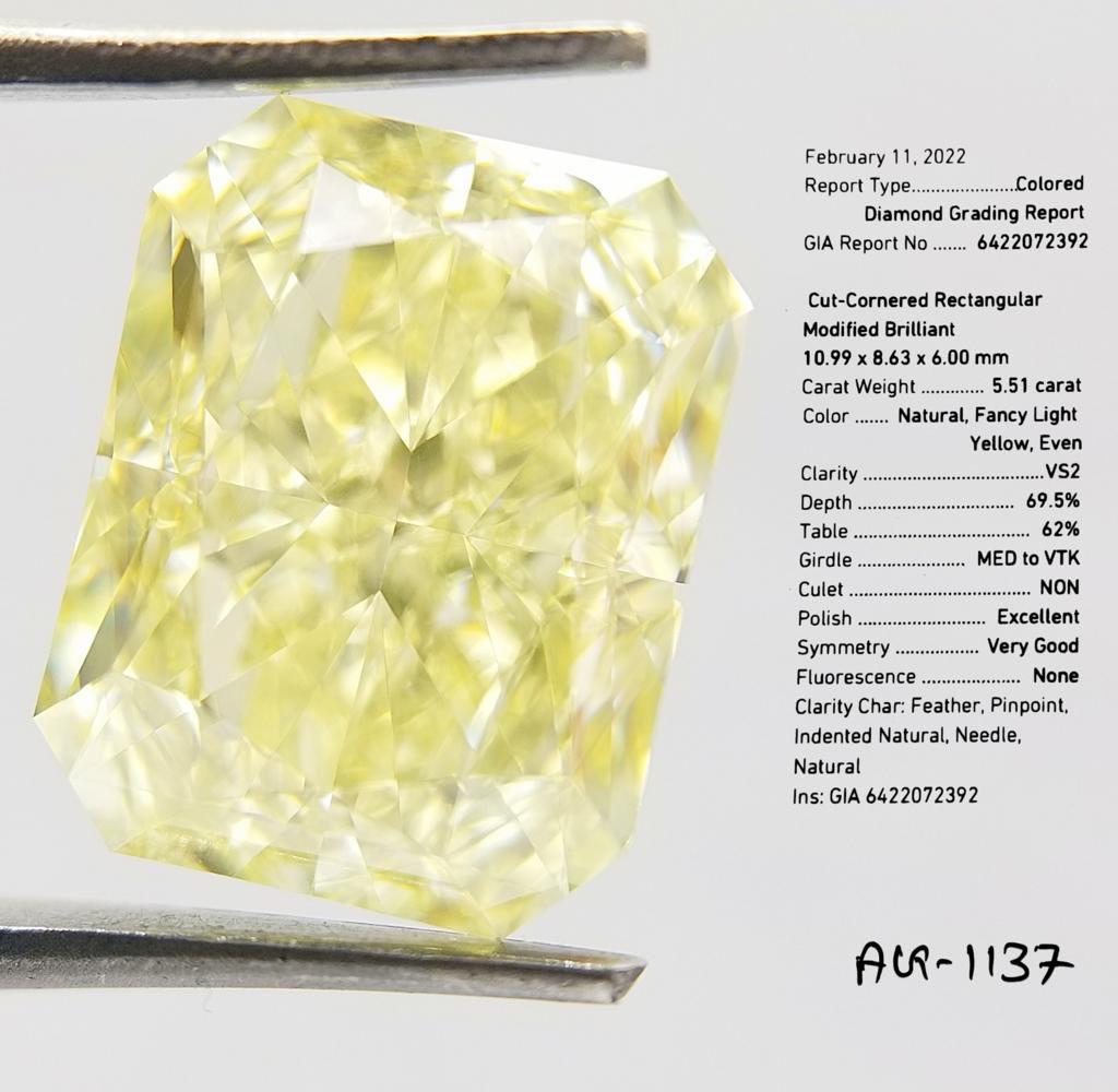 Women's or Men's GIA Certified 5.50 Carats Fancy Light Yellow Diamond  For Sale