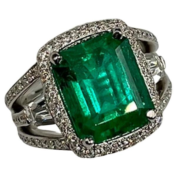 GIA Certified 5.51Ct Colombian Emerald Cut Emerald Ring For Sale