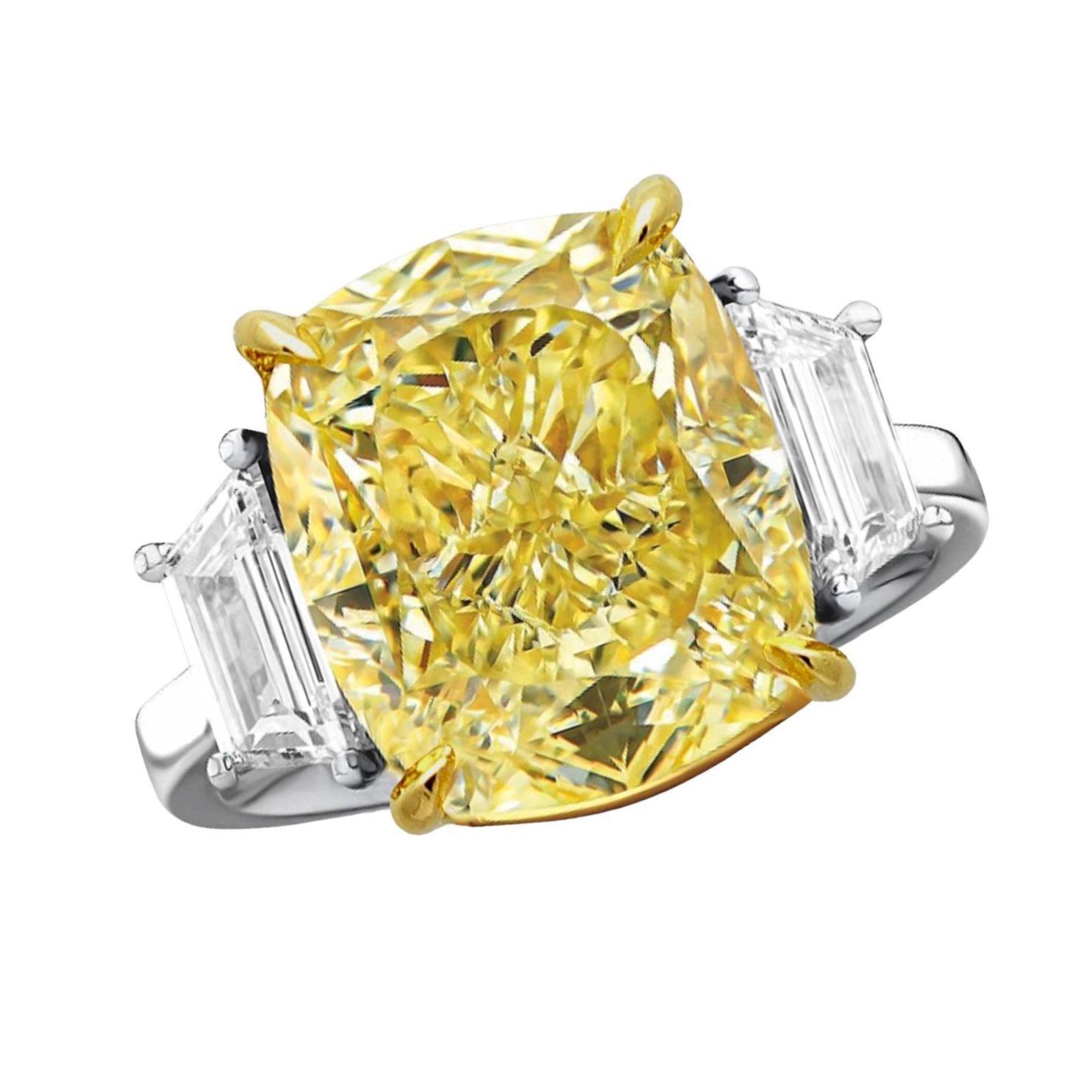 Cushion Cut GIA Certified 5 Carat Fancy Yellow Cushion Diamond Ring For Sale