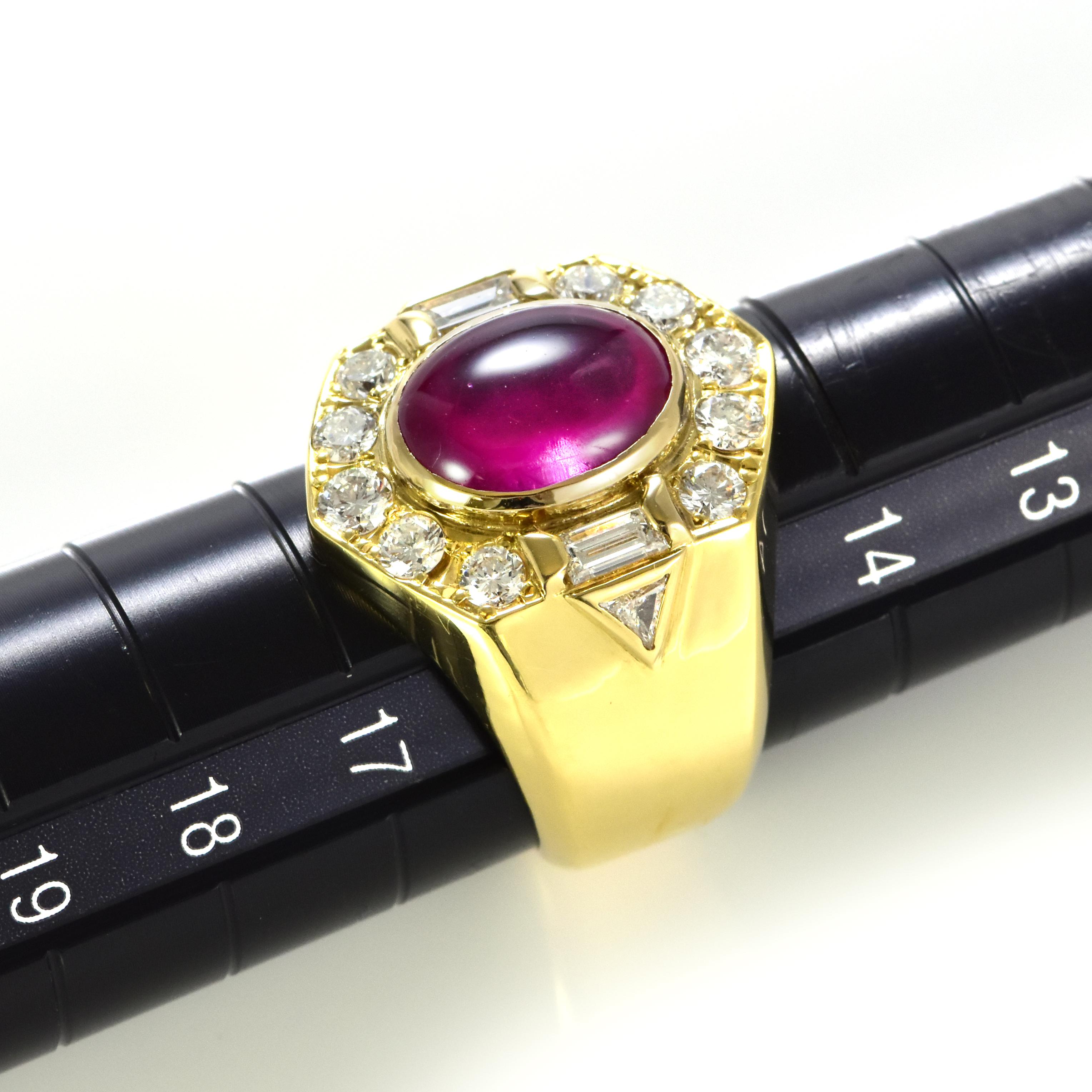GIA Certified 5.52 Carat Natural Burmese Ruby and Diamond Ring Made in 18K Gold For Sale 5