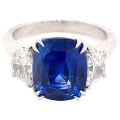 Bague à 3 pierres en saphir 5,55 taille coussin certifié GIA