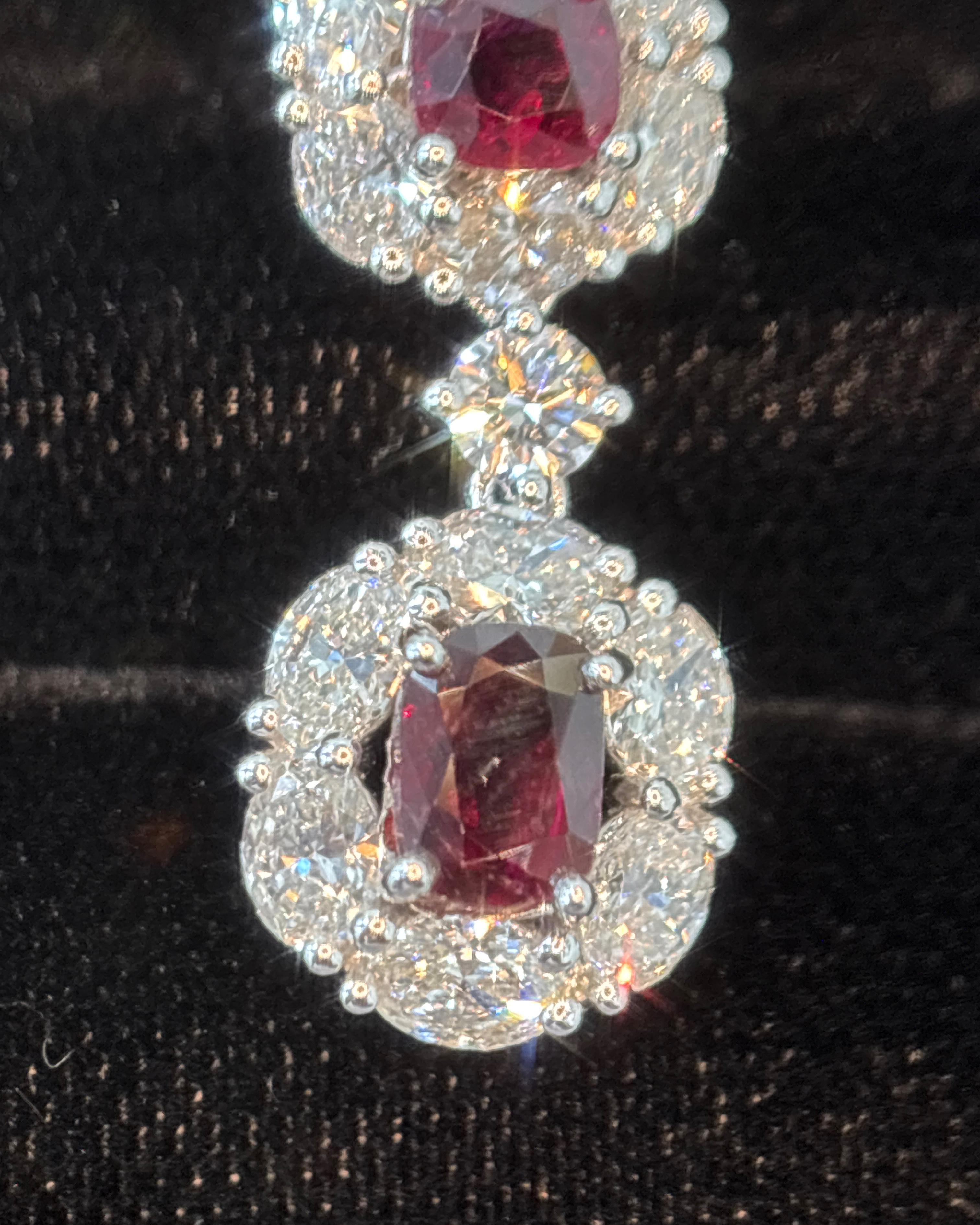 Boucles d'oreilles en platine avec diamant rouge rubis certifié GIA de 5,57 carats (Burma No Heat Vivid Diamonds) en vente 7
