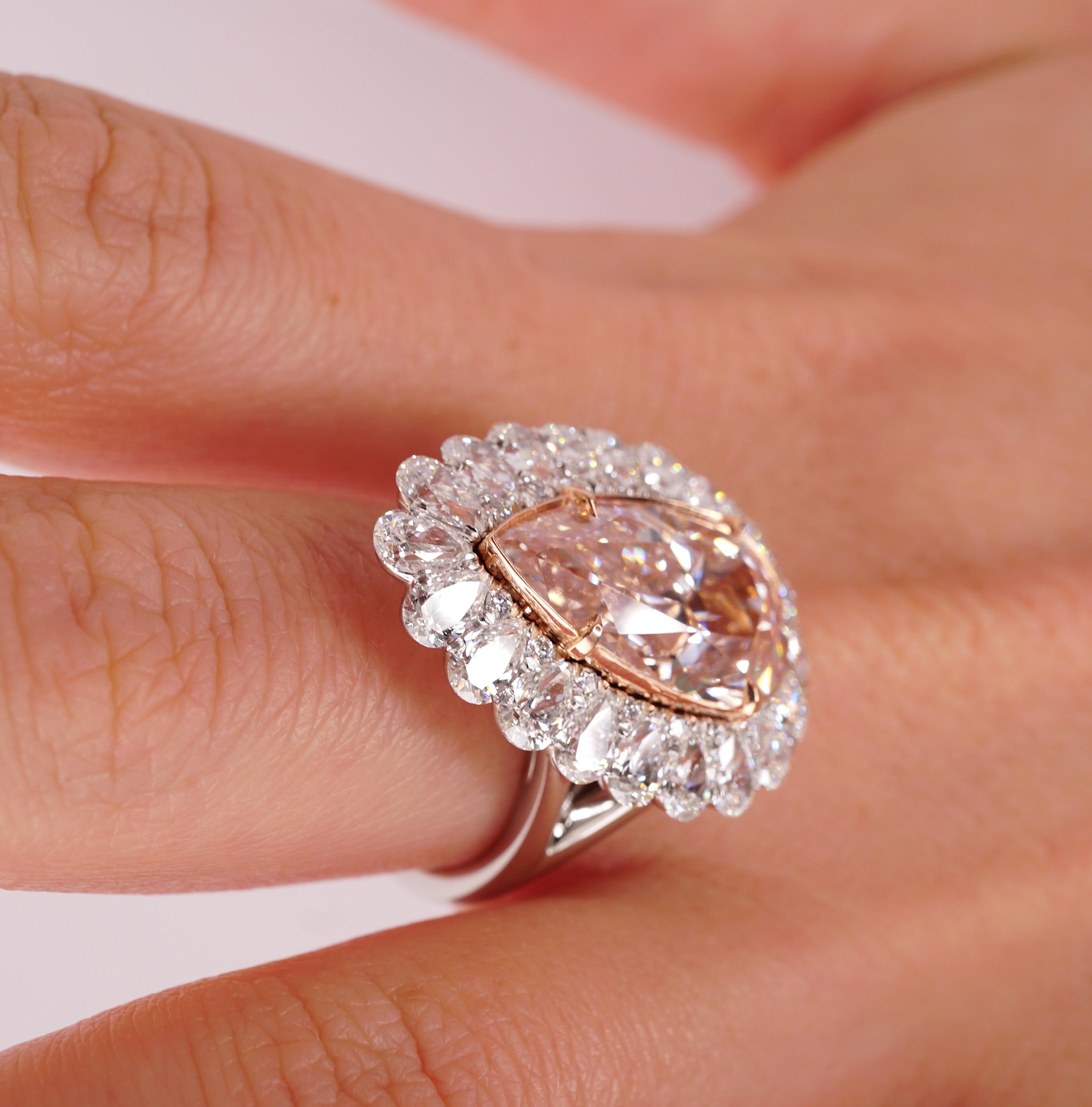 „The Rose Diamond“ - Typ 11a Natürlicher rosa birnenförmiger Diamantring in Tropfenform  im Angebot 3