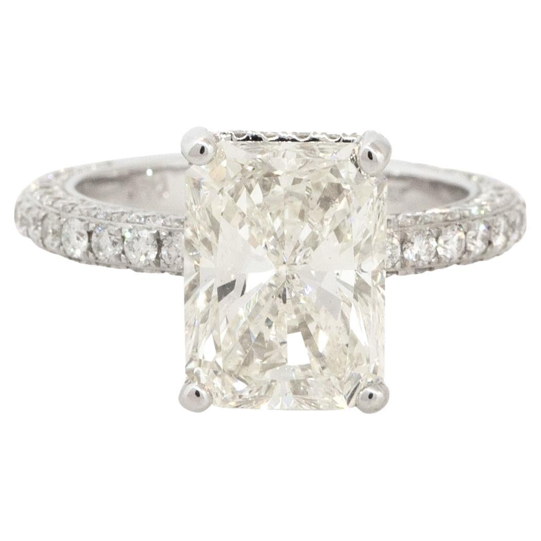 GIA Certified 5.59 Carat Radiant Diamond Engagement Ring 18 Karat in Stock For Sale