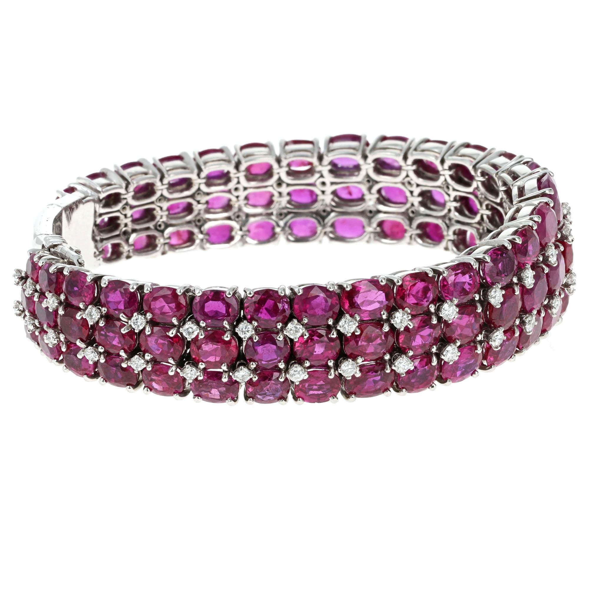 GIA zertifizierte 56 Karat Burma No Heat Rubin Diamant-Armband für Damen oder Herren im Angebot
