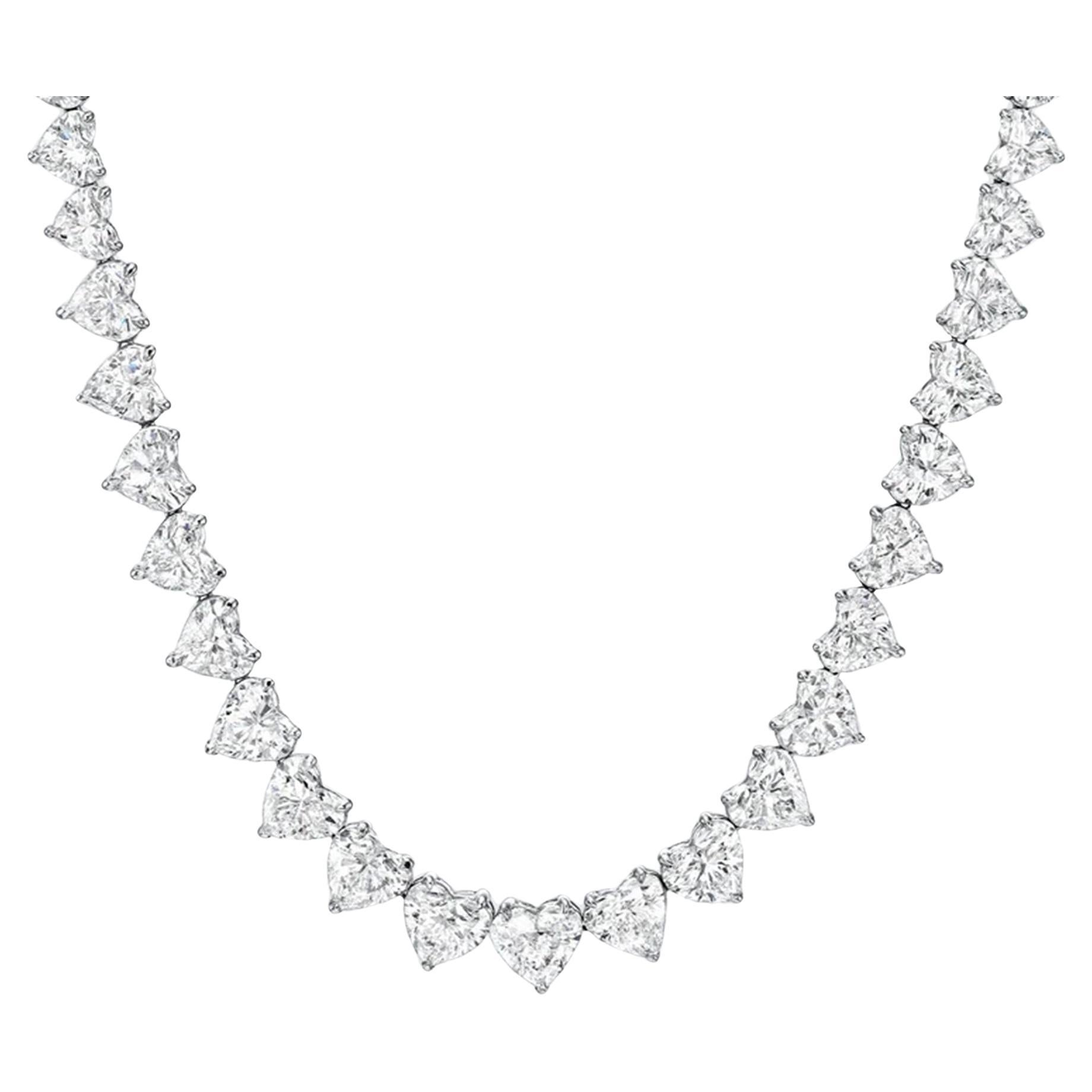 GIA zertifiziert 56 Karat Oval Cut Riviera Diamant Platin Halskette (Herzschliff) im Angebot