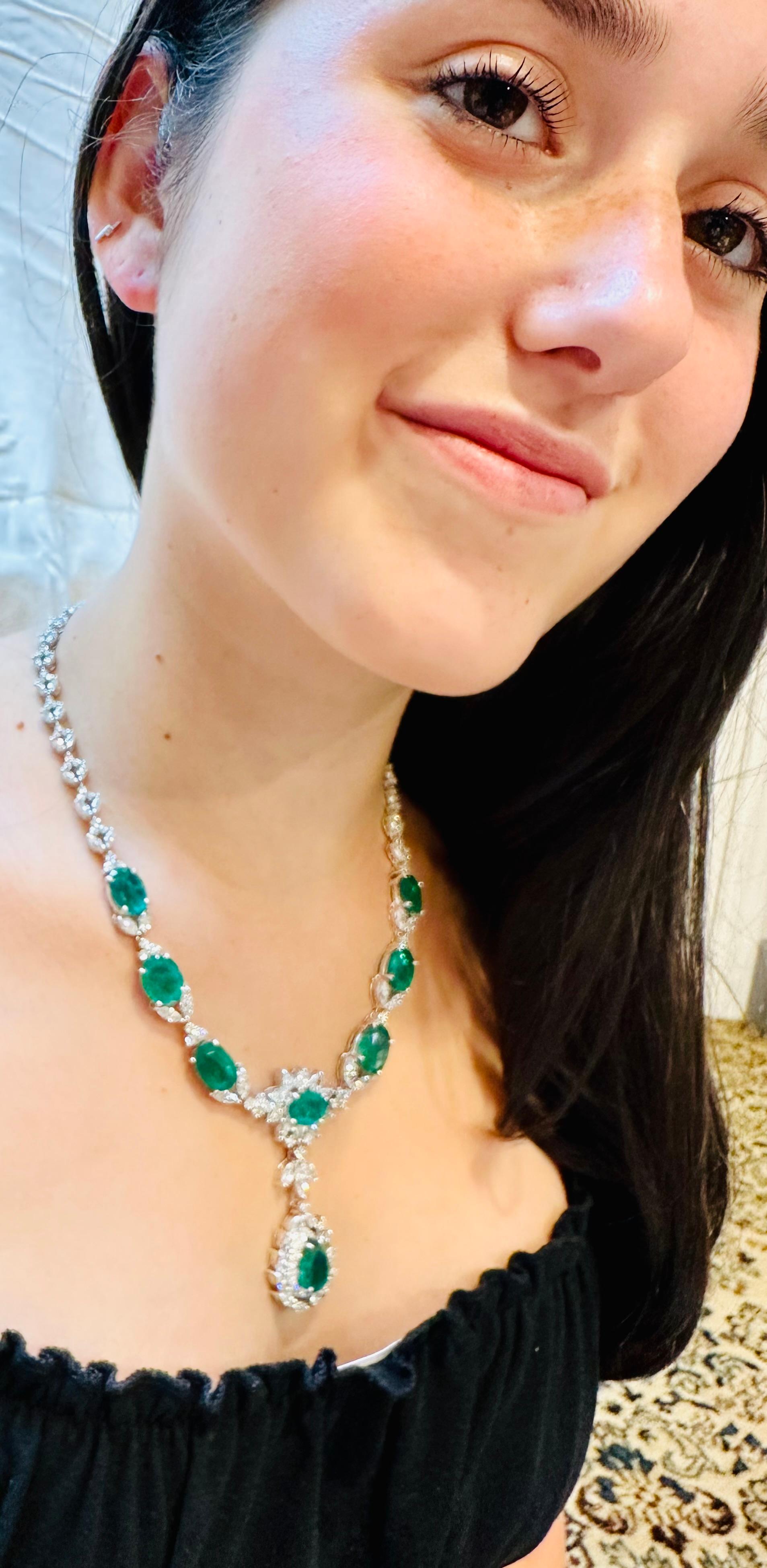 GIA Certified 56 Ct Zambian Emerald & 38 Ct Diamond Fringe Necklace 18KWG Bridal For Sale 10