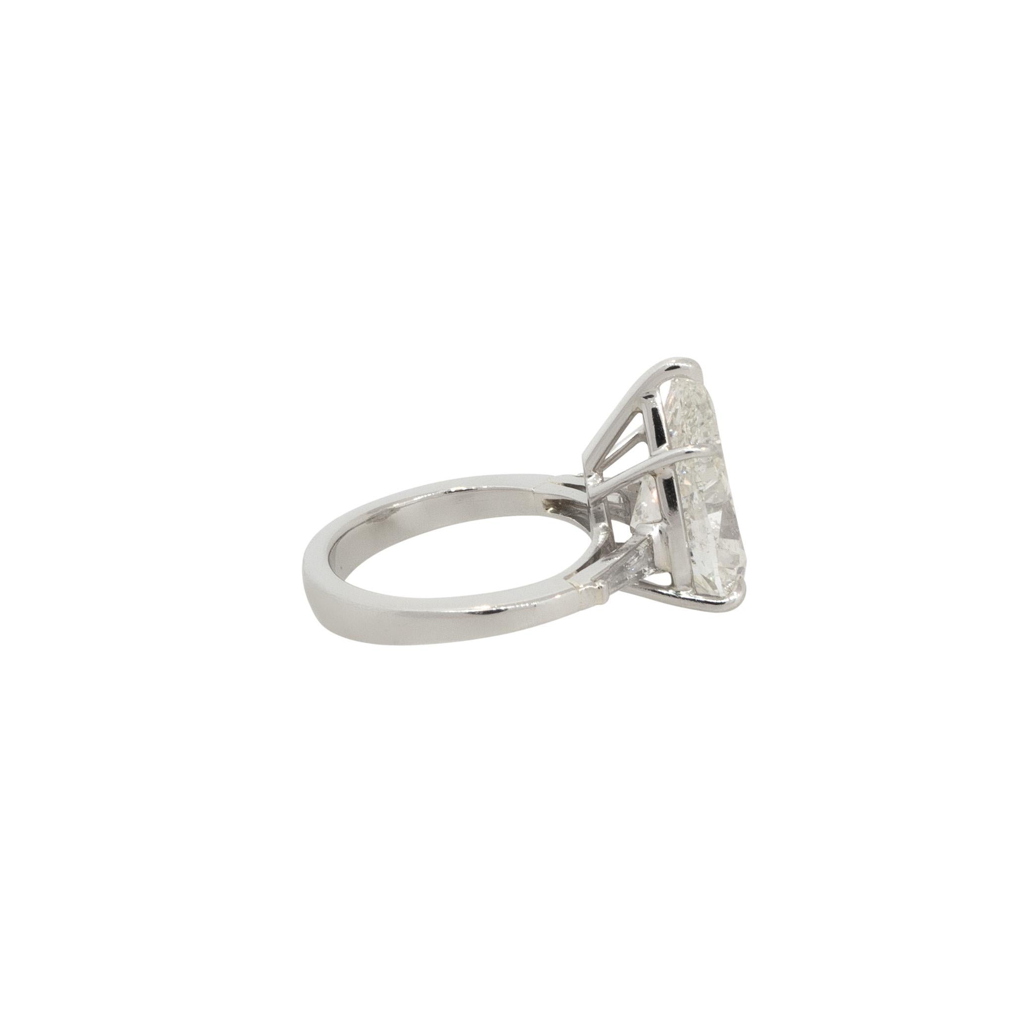 Platin-Verlobungsring mit GIA-zertifiziertem 5,60 Karat birnenförmigem Diamanten, auf Lager (Tropfenschliff) im Angebot