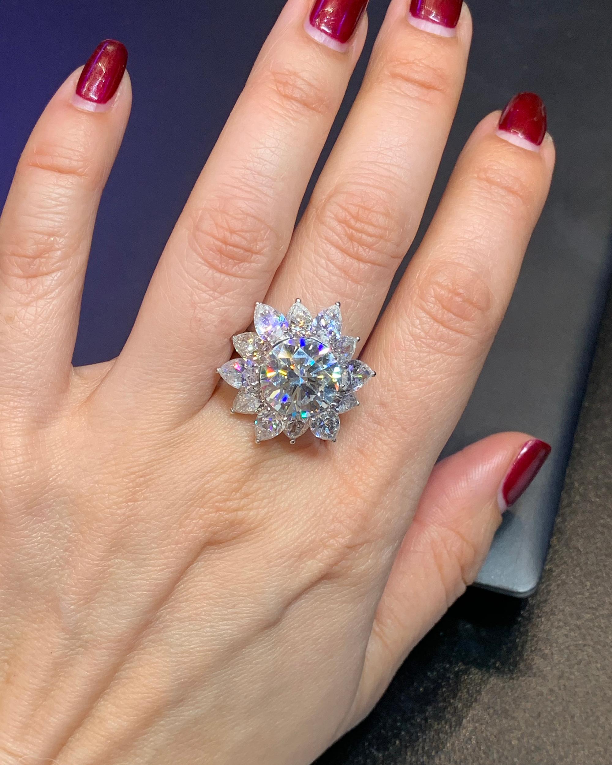 Spectra Fine Jewelry GIA zertifizierter 5,6 Karat Diamant-Cocktailring (Rundschliff)