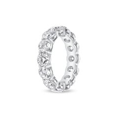 GIA-zertifiziert 5.62 Ctw. Rundes Brillant-Diamantband für die Ewigkeit aus Platin