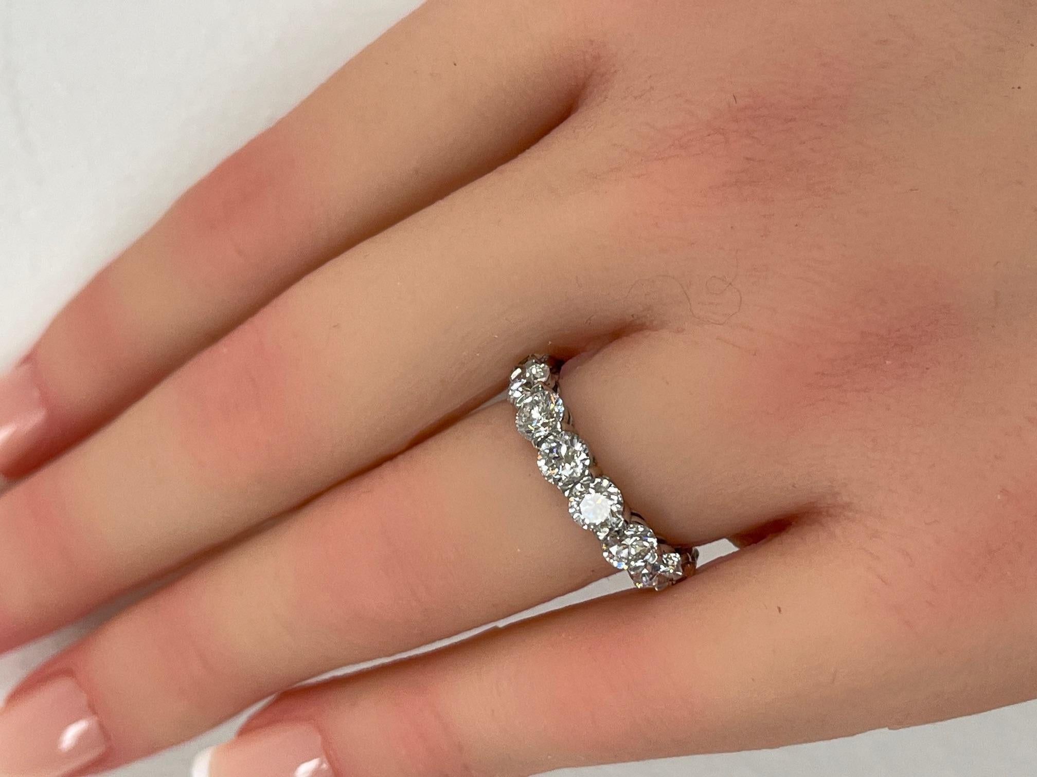 GIA Certified 5.62 Ctw. Round Brilliant Diamond Eternity Band in Platinum For Sale 1