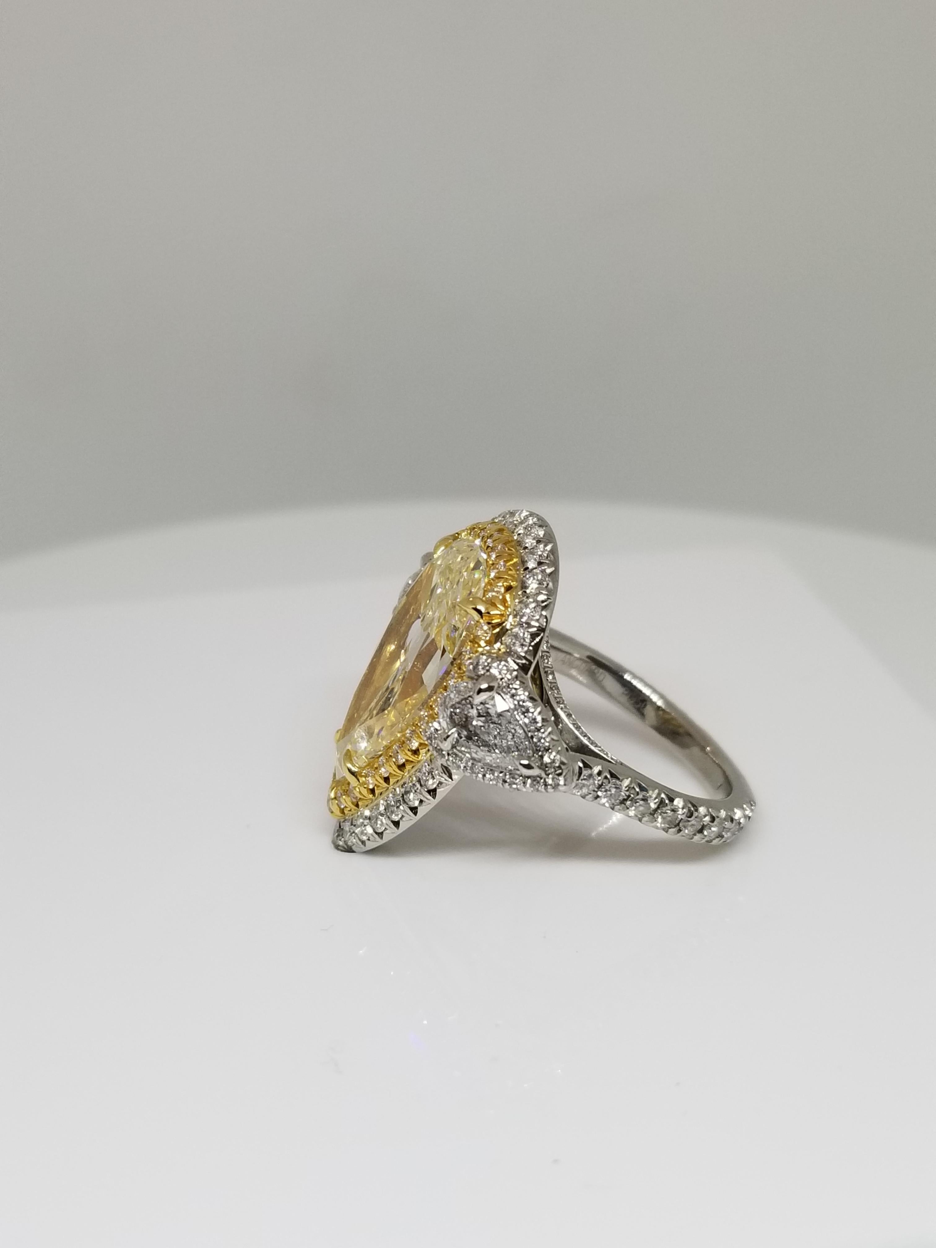 GIA Certified 5.66 Carat Natural Pear Shape Diamond Ring 2-Tone In New Condition In Great Neck, NY