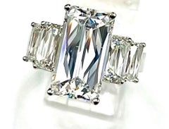 GIA Certified 5.70Ct E-SI1 Tycoon Cut Diamond Ring