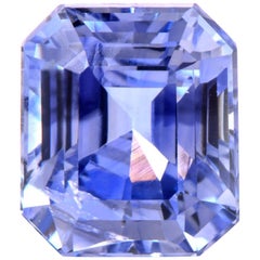 Saphir du Cachemire 5,74 carats, saphir cachemire naturel, pierre taillée en escalier