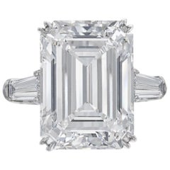 Anello in platino con diamante taglio smeraldo certificato GIA da 4.50 carati