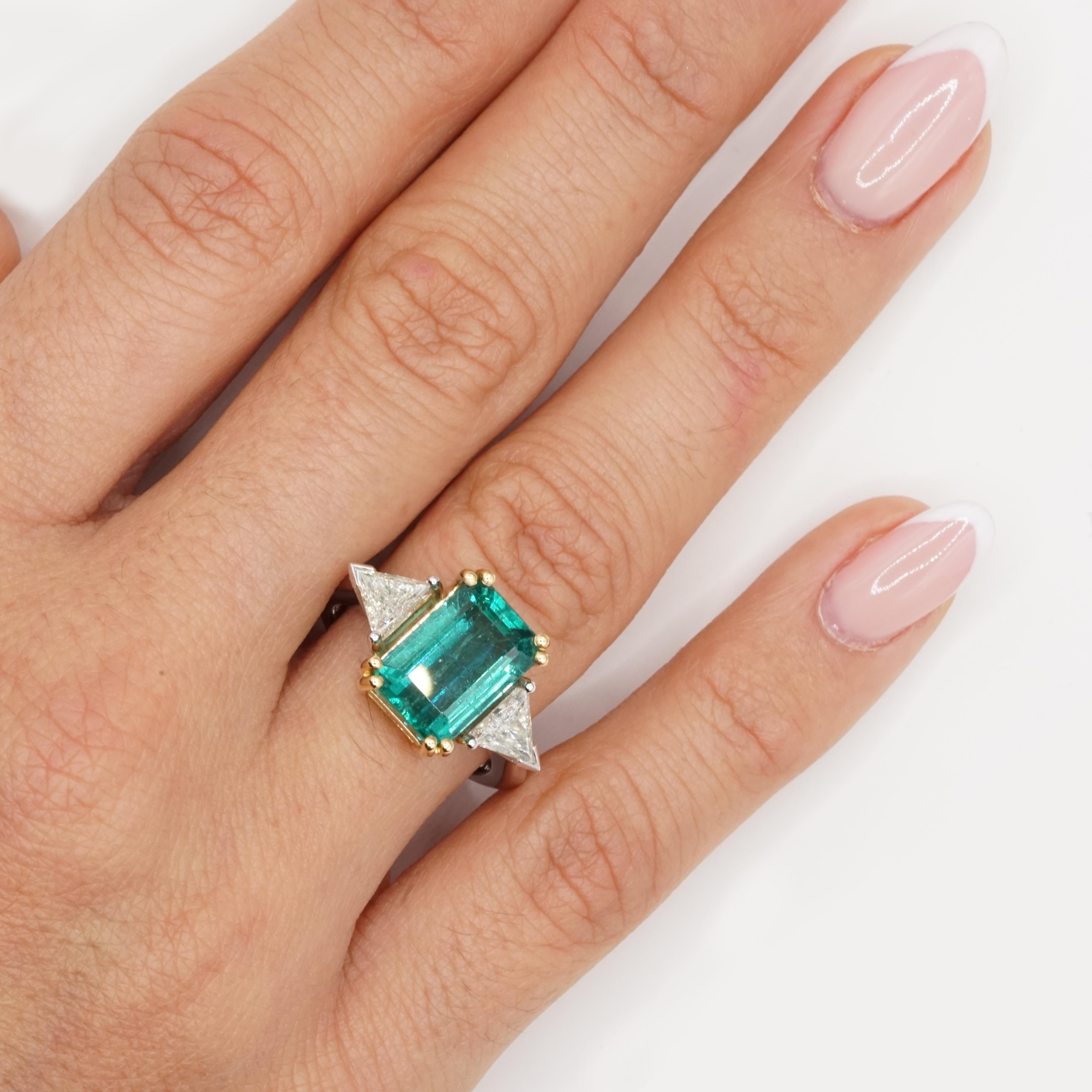 GIA Certified 5.75 Carat Green Emerald Diamond Ring For Sale 5