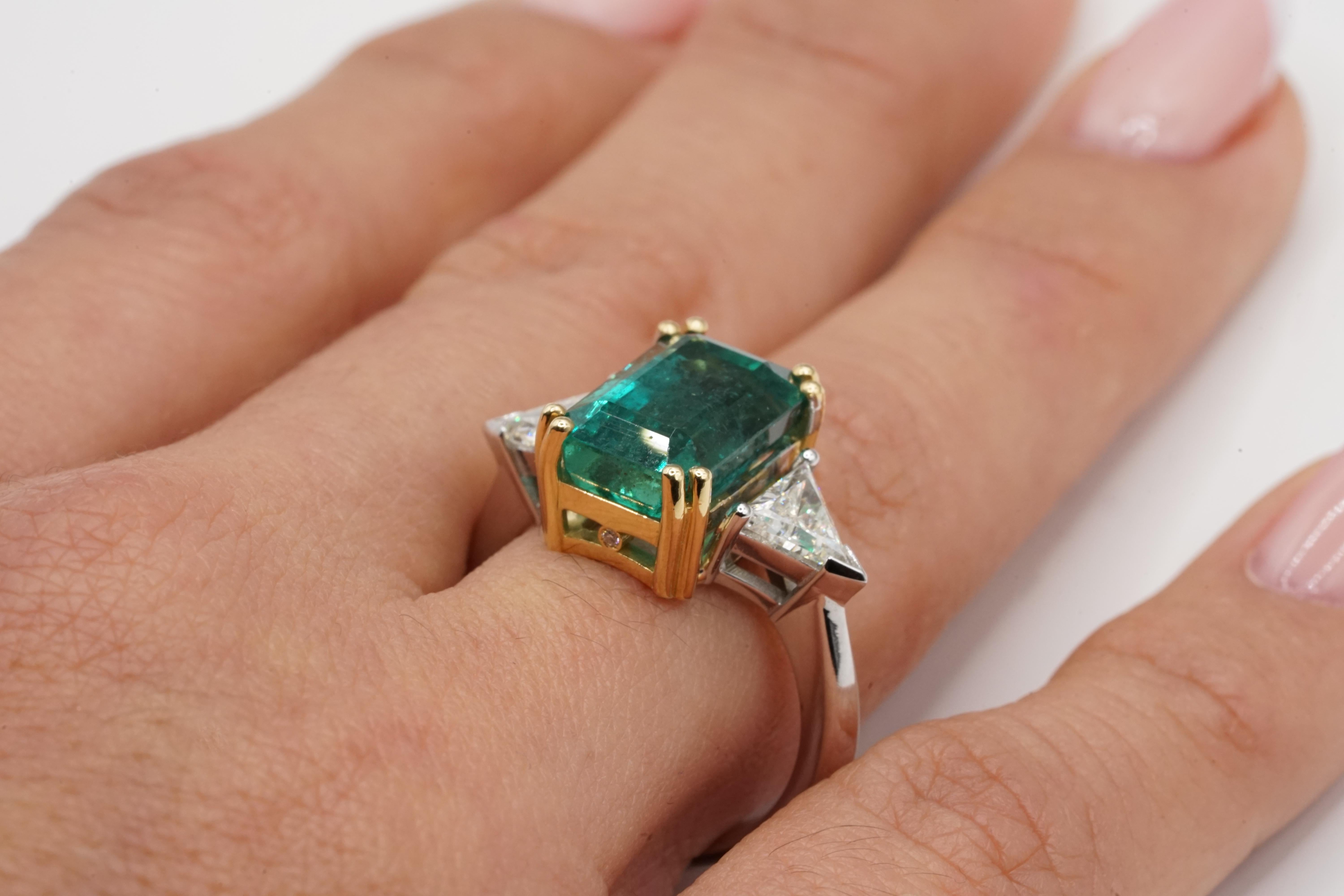 GIA Certified 5.75 Carat Green Emerald Diamond Ring For Sale 6