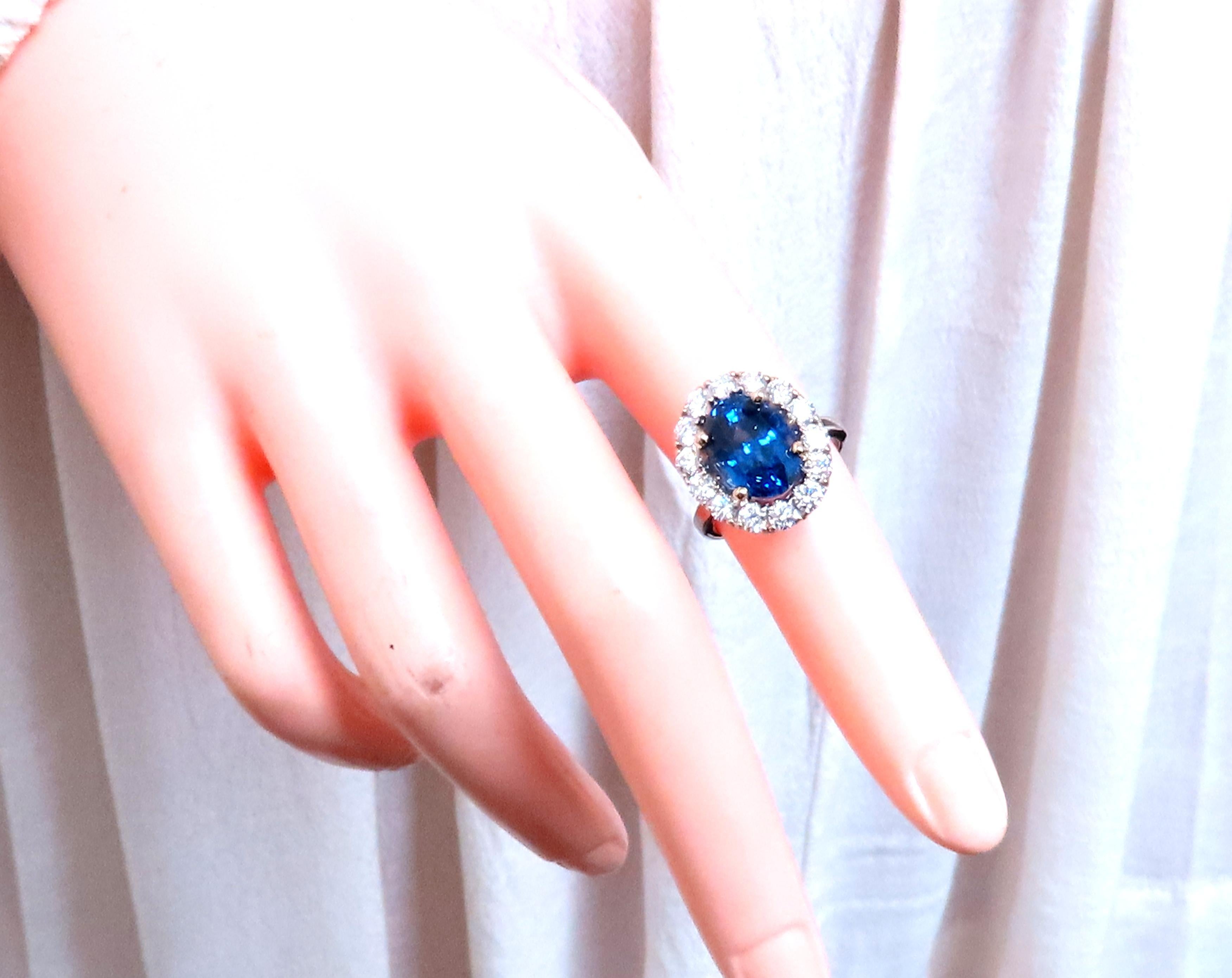 GIA Certified 5.75ct Natural No Heat Sapphire Diamonds Cluster Ring 18Kt 74554 For Sale 1