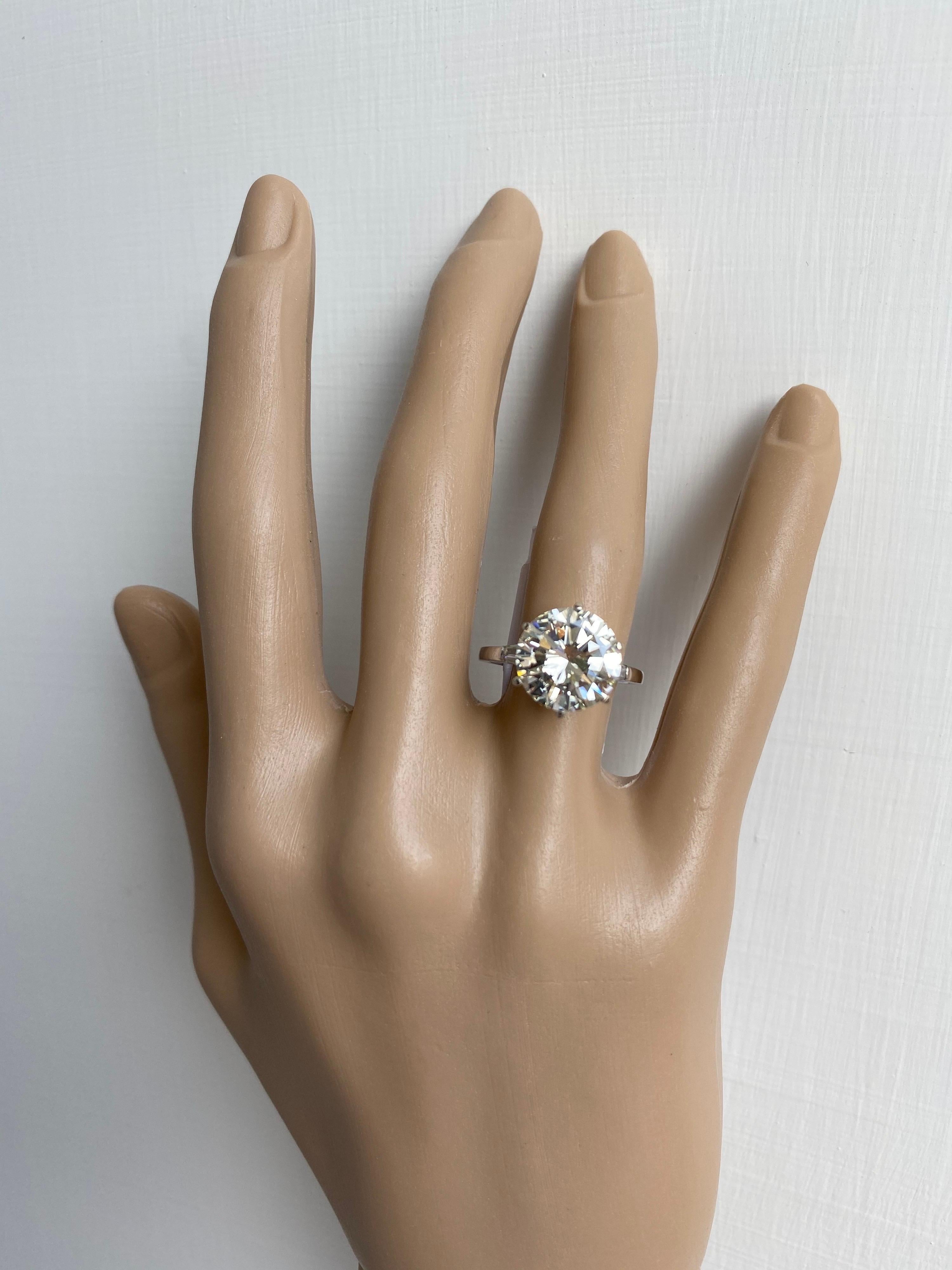 GIA Certified 5.87 Carat Round Brilliant Diamond Engagement Ring 6