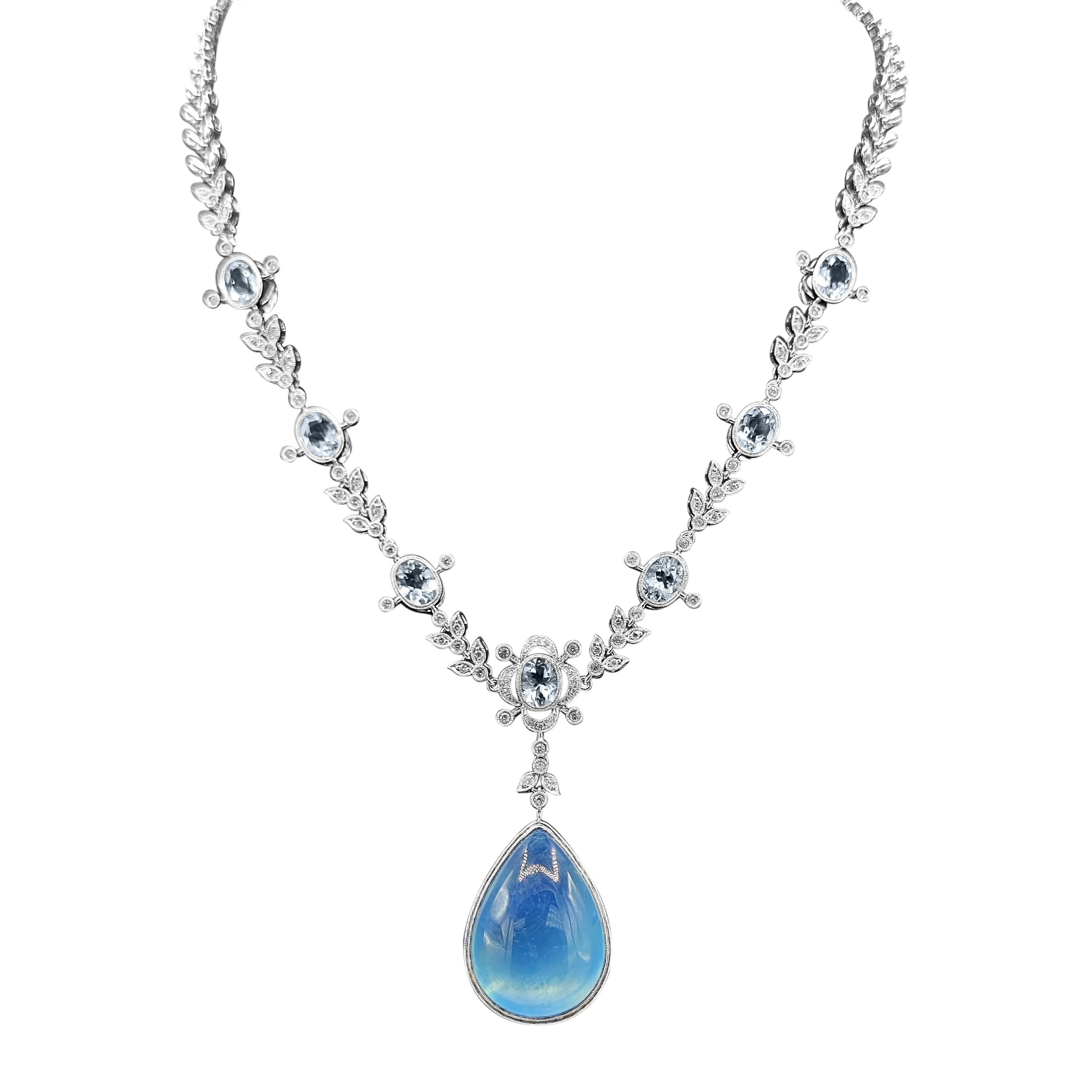 Collar de oro blanco con aguamarina y diamantes de 58,97 quilates con certificado GIA en Nuevo estado para la venta en New York, NY