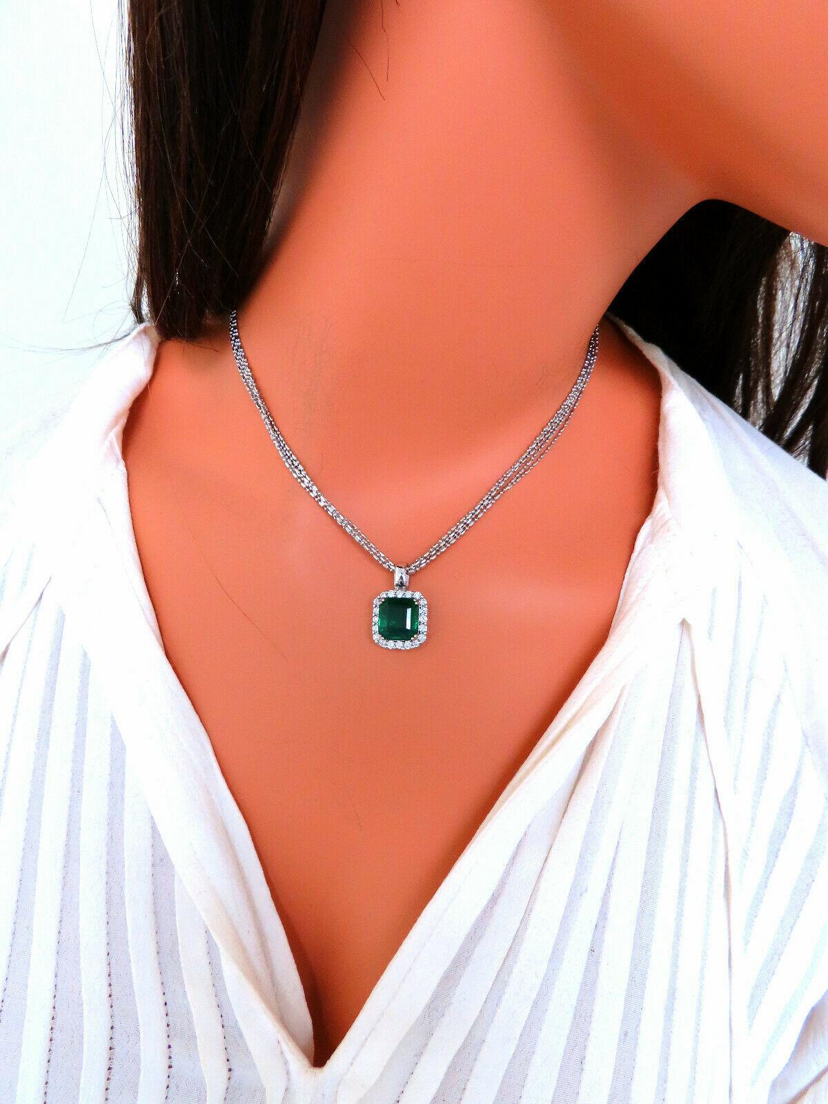 GIA Certified 5.95ct Natural Emerald Diamond Necklace 14kt For Sale 1