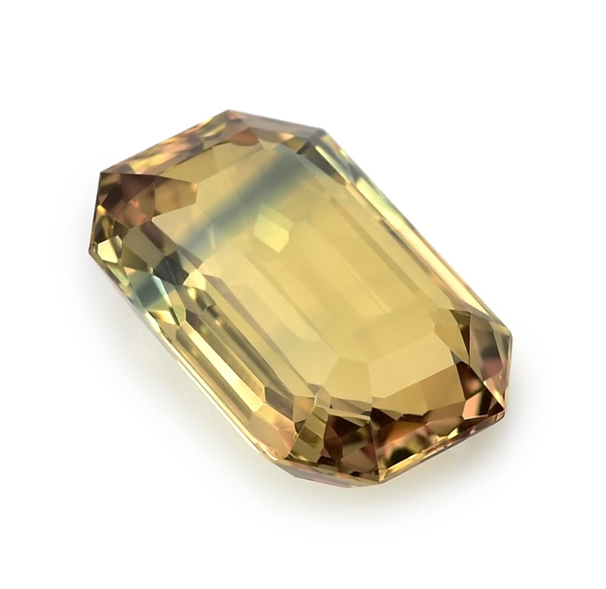 GIA Certified 5.99 Carats Unheated Orangy Yellow Blue Sapphire  In New Condition For Sale In Los Angeles, CA