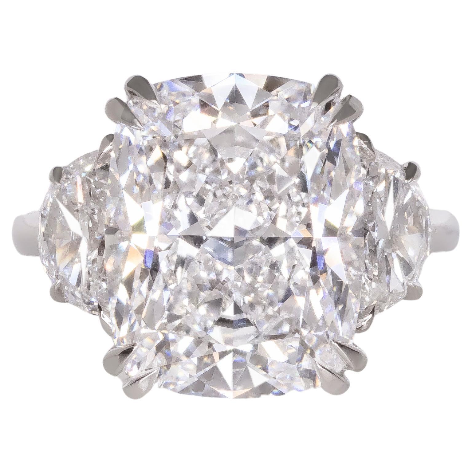 Taille coussin Bague en diamant certifié GIA de 7 carats à taille coussin en vente